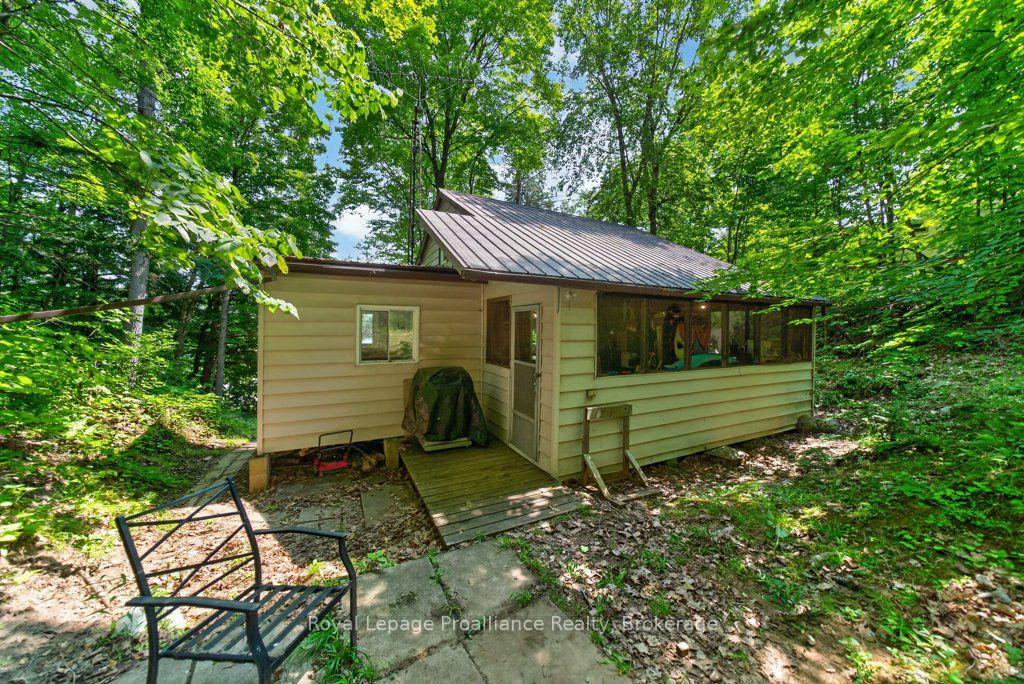 Photo 25 of 1651 Myers Cave Road, Frontenac, Frontenac North — HOMEH