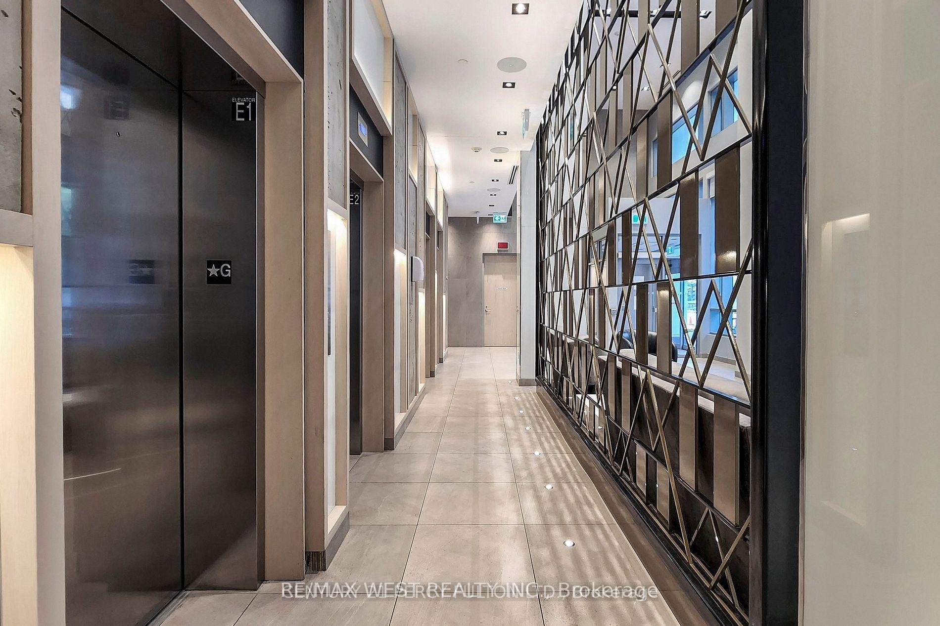 Photo 4 of Unit 708, 77 Mutual Street, Toronto, Church-Yonge Corridor — HOMEH