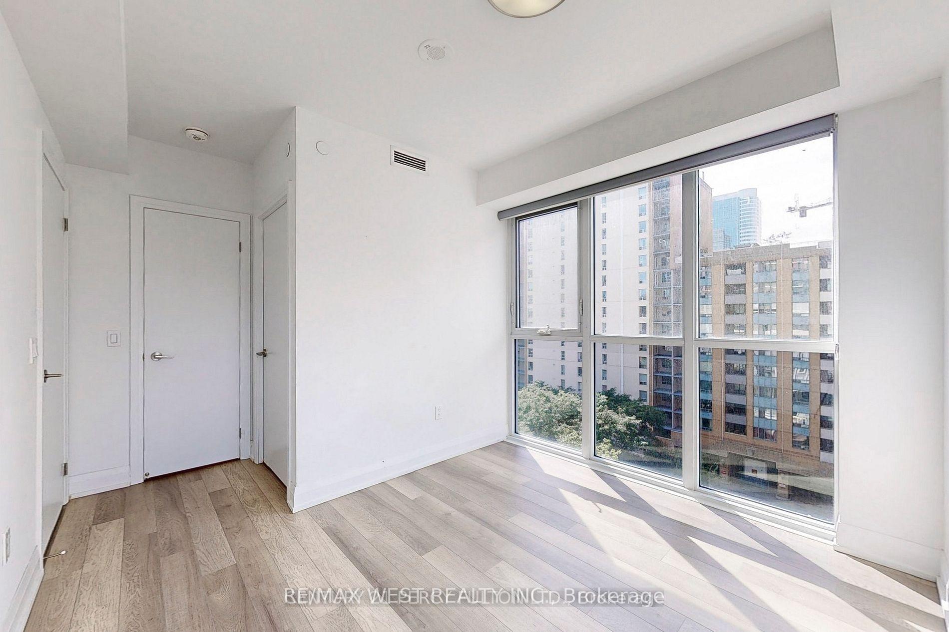 Photo 17 of Unit 708, 77 Mutual Street, Toronto, Church-Yonge Corridor — HOMEH