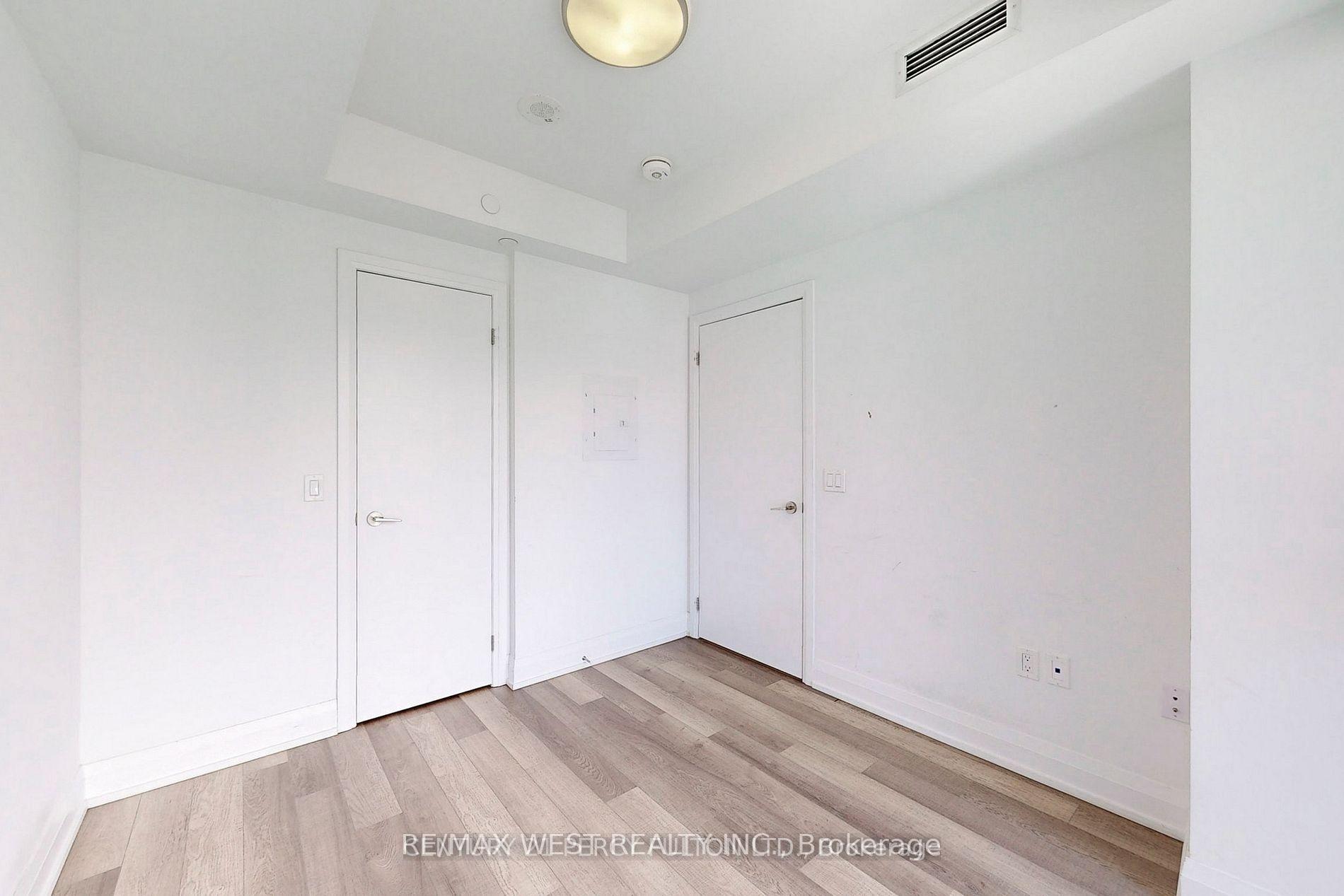 Photo 24 of Unit 708, 77 Mutual Street, Toronto, Church-Yonge Corridor — HOMEH