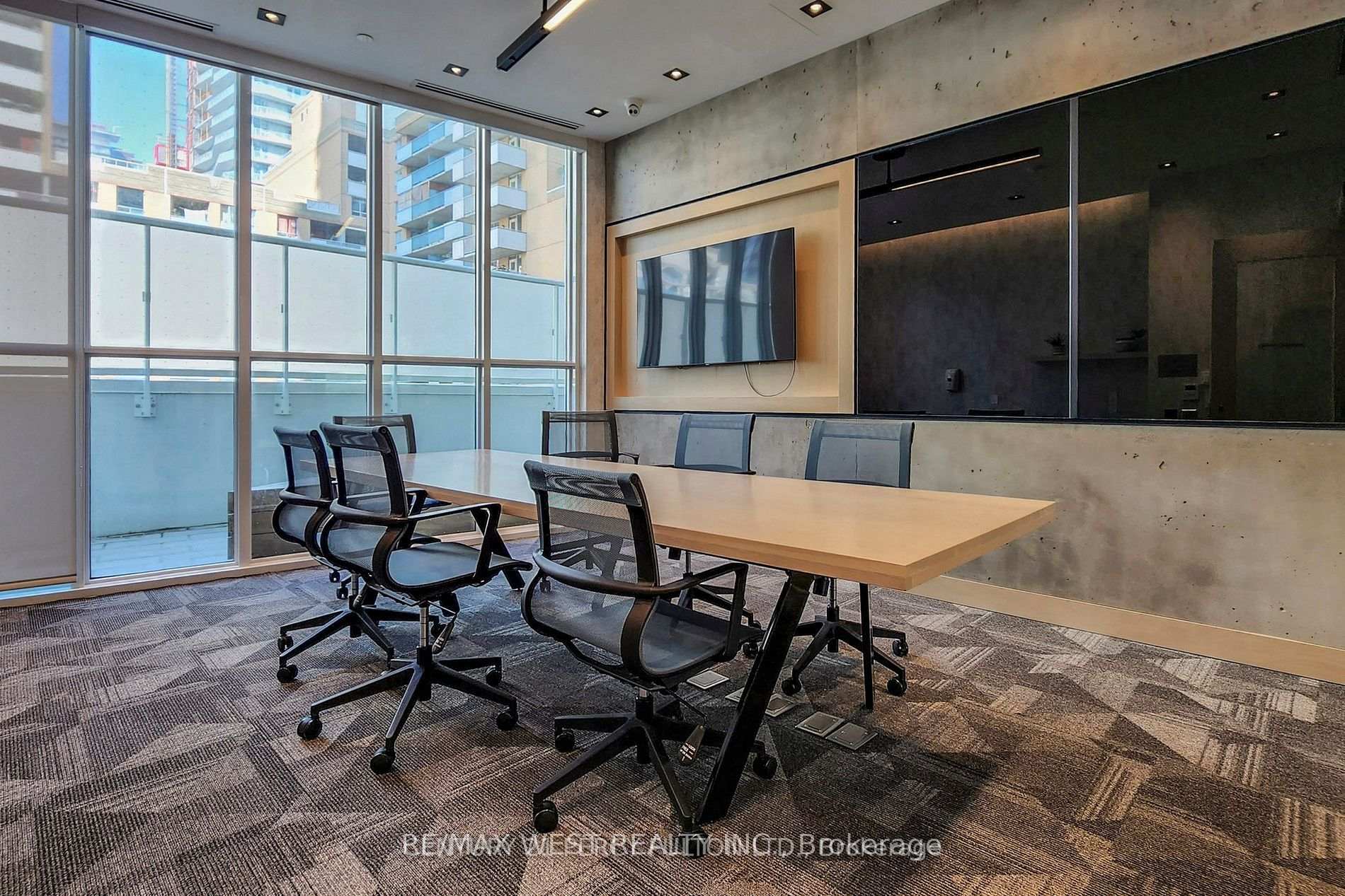 Photo 33 of Unit 708, 77 Mutual Street, Toronto, Church-Yonge Corridor — HOMEH