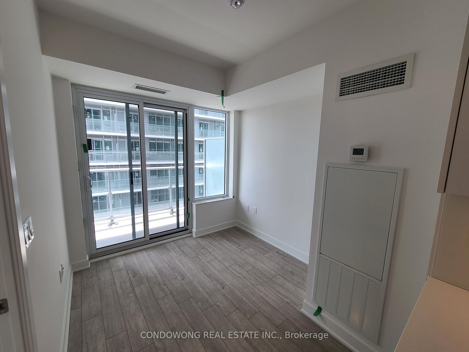 Photo 3 of Unit 2305, 99 Broadway Avenue, Toronto, Mount Pleasant West — HOMEH