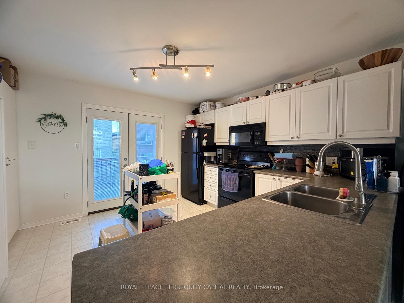 Photo 8 of 225 Country Lane, Barrie, Painswick South — HOMEH