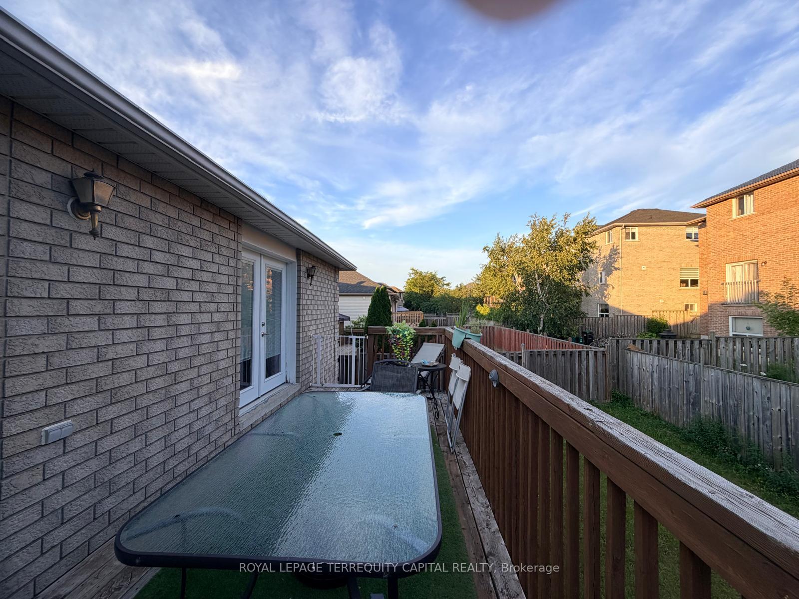 Photo 17 of 225 Country Lane, Barrie, Painswick South — HOMEH