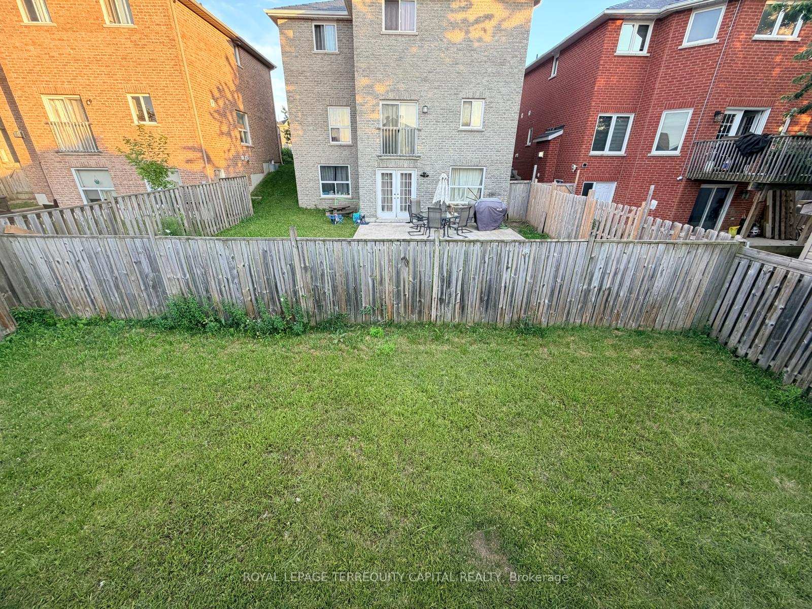 Photo 18 of 225 Country Lane, Barrie, Painswick South — HOMEH