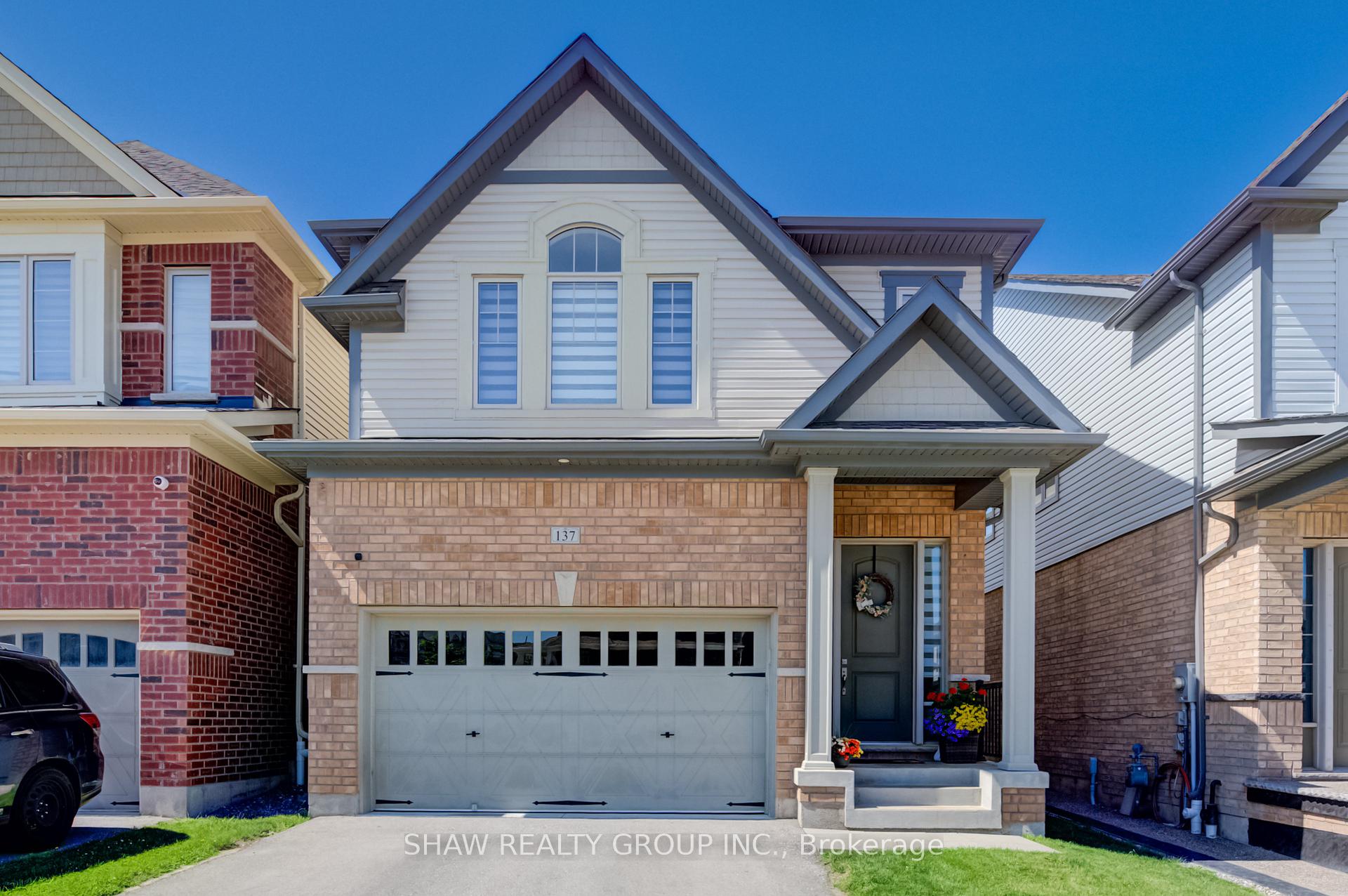 Photo 2 of 137 Haldimand Street, Kitchener, Huron Park — HOMEH