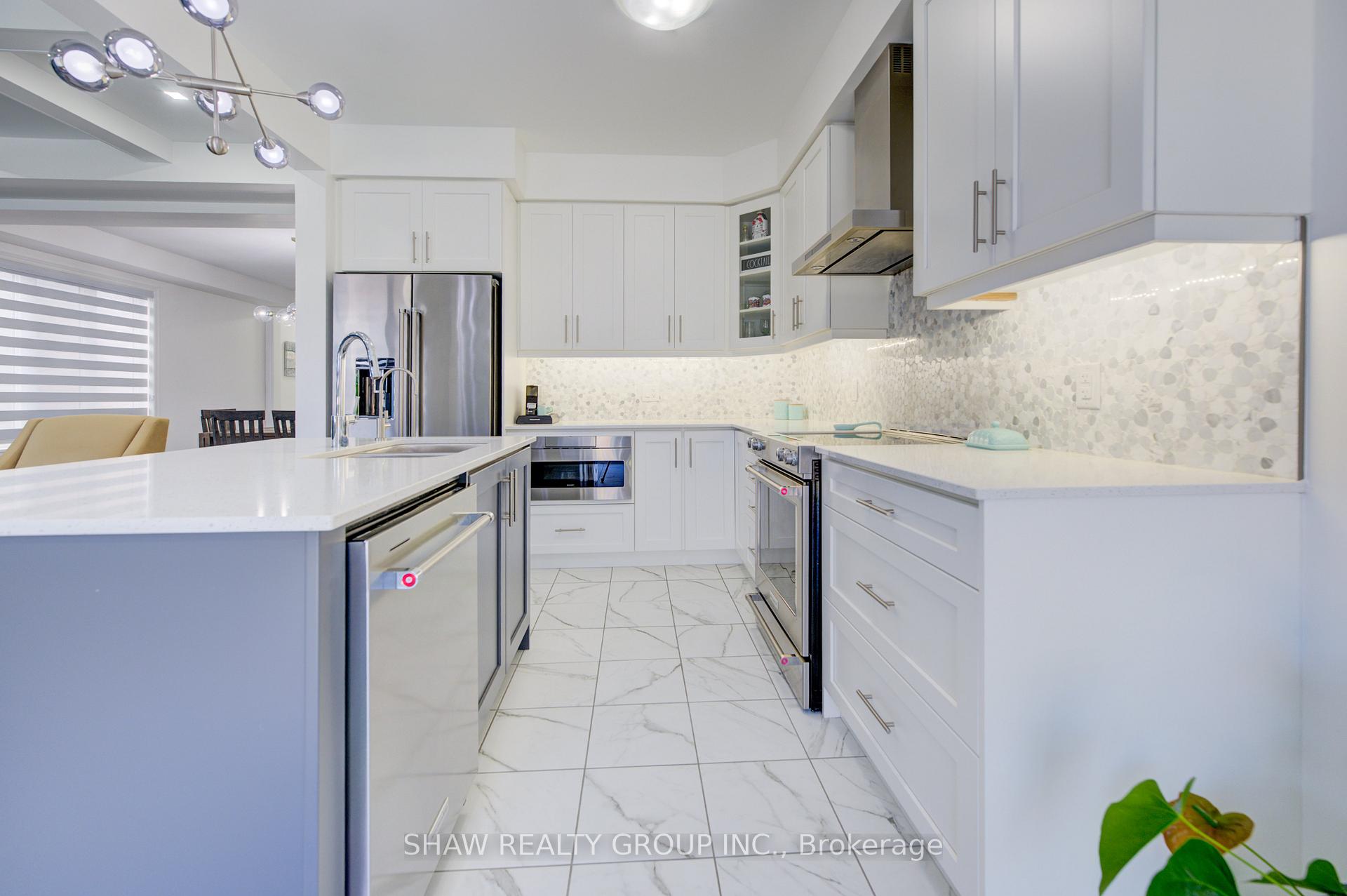 Photo 18 of 137 Haldimand Street, Kitchener, Huron Park — HOMEH