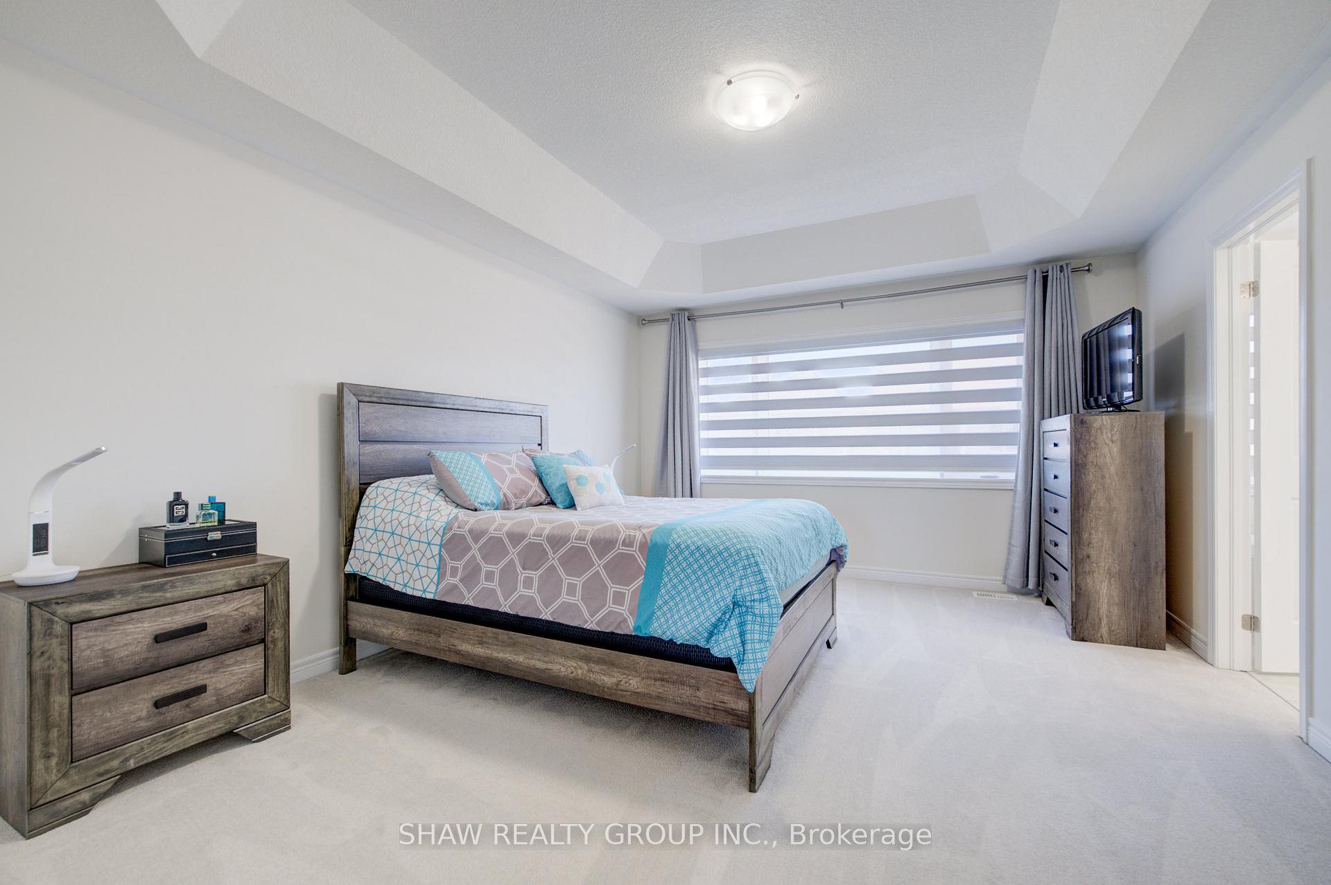 Photo 23 of 137 Haldimand Street, Kitchener, Huron Park — HOMEH
