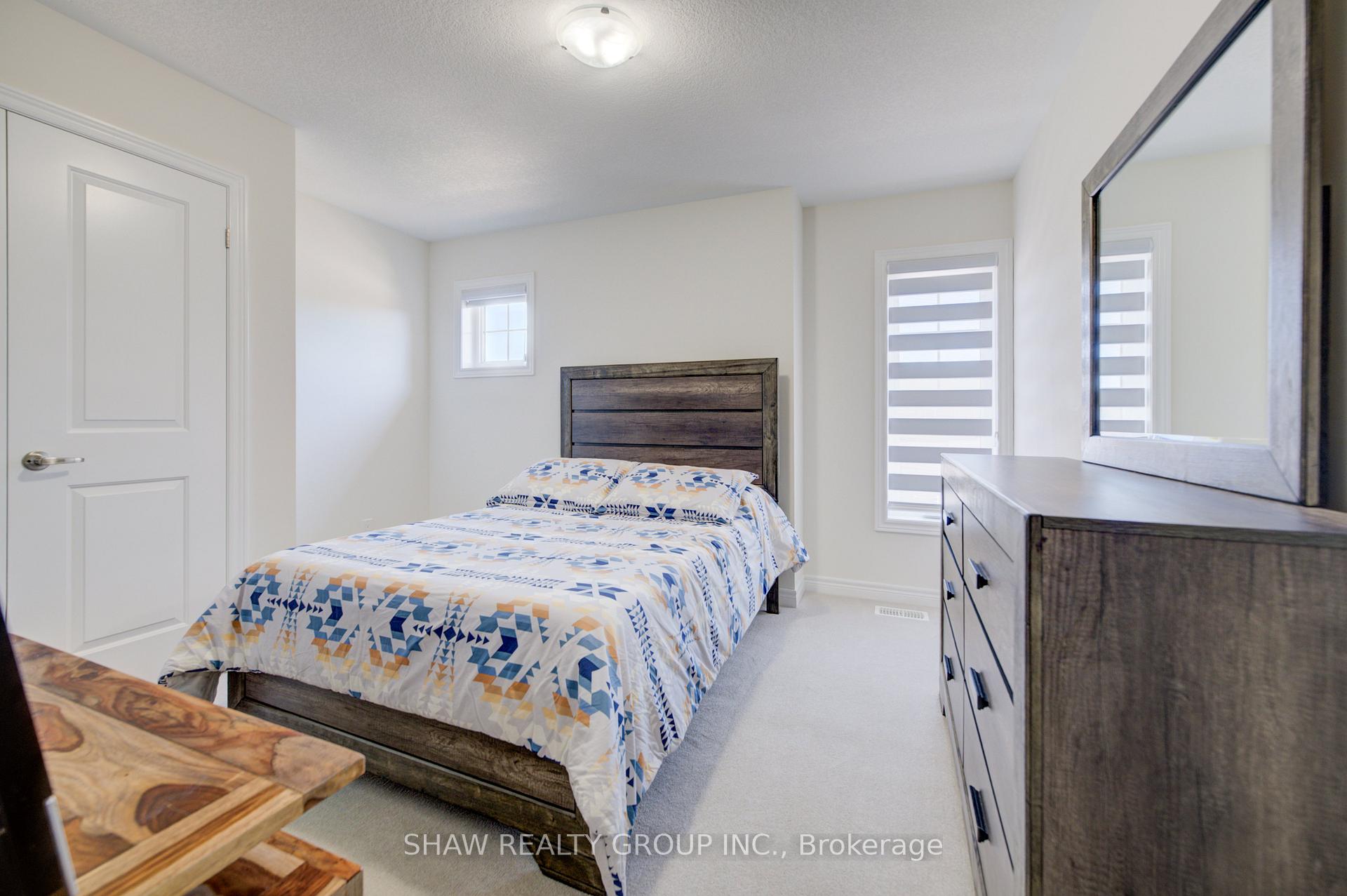 Photo 30 of 137 Haldimand Street, Kitchener, Huron Park — HOMEH