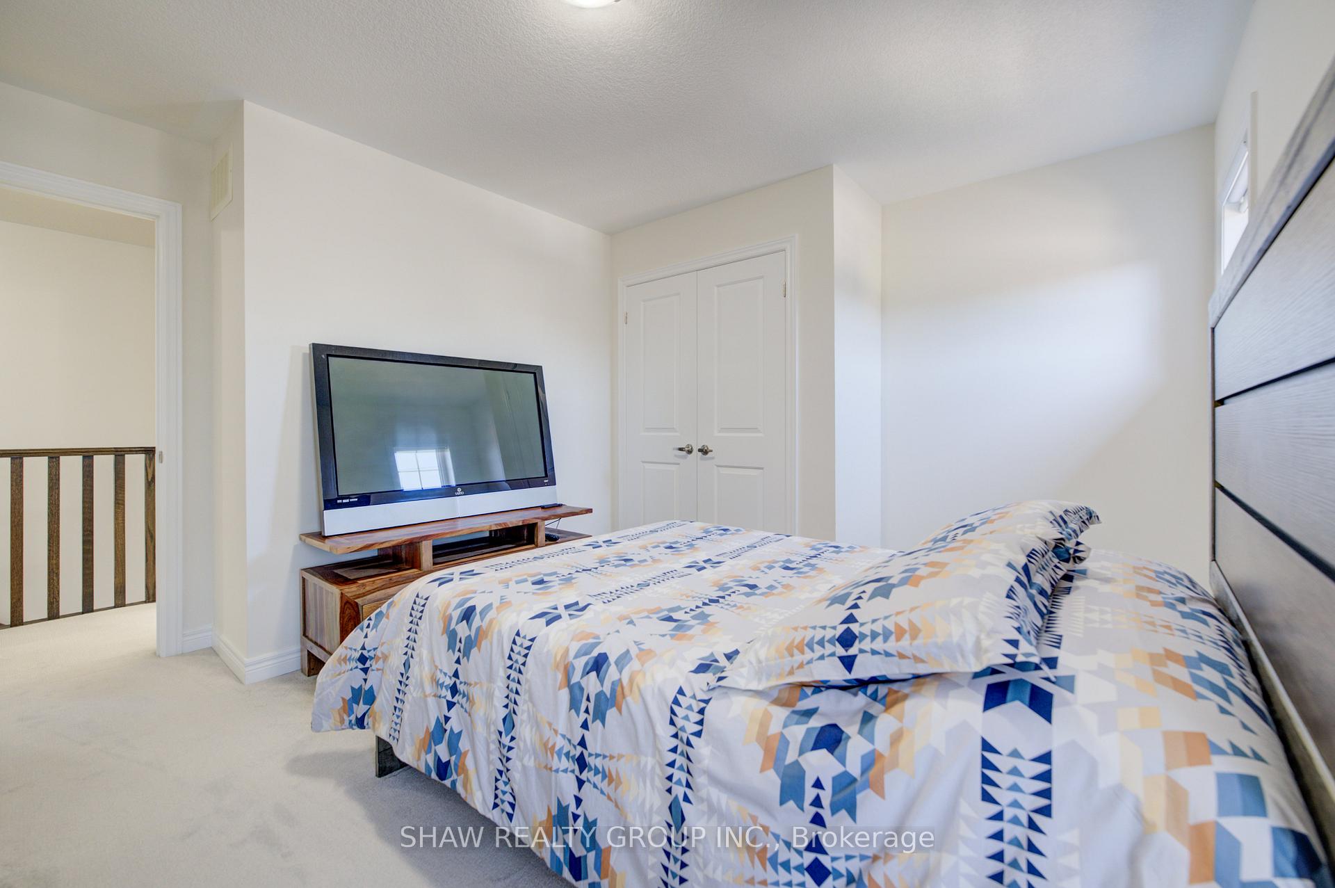 Photo 31 of 137 Haldimand Street, Kitchener, Huron Park — HOMEH