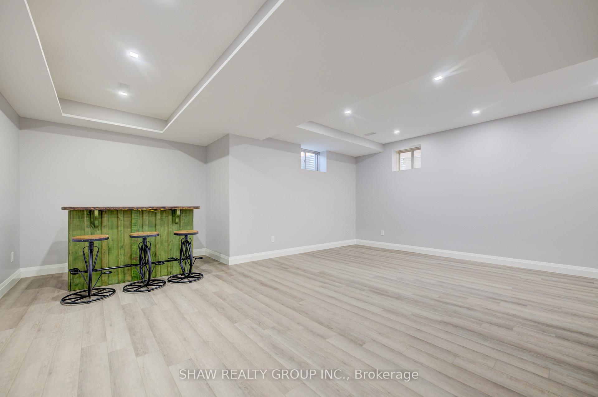 Photo 40 of 137 Haldimand Street, Kitchener, Huron Park — HOMEH