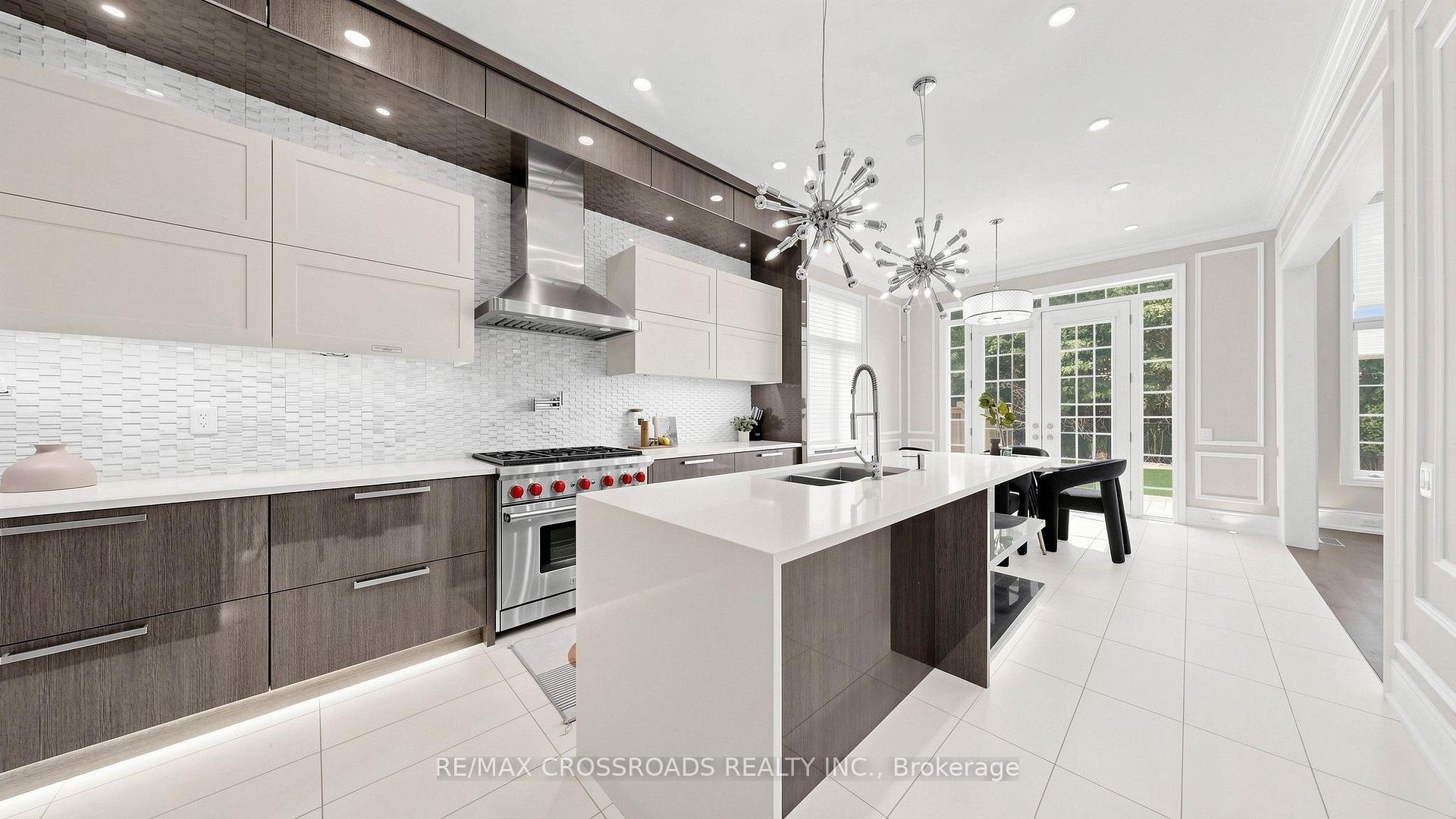 Photo 17 of 19 Finland Drive, Vaughan, Kleinburg — HOMEH