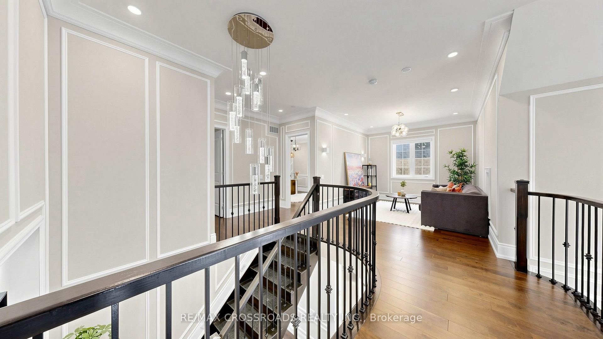 Photo 31 of 19 Finland Drive, Vaughan, Kleinburg — HOMEH