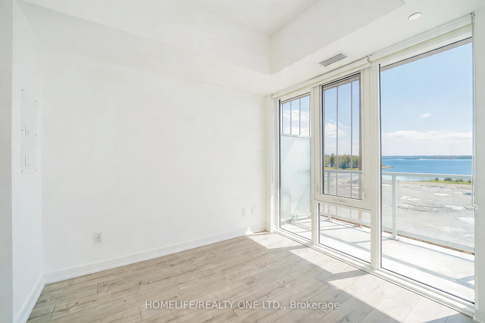 Photo 7 of Unit 421, 220 Missinnihe Way, Mississauga, Port Credit — HOMEH
