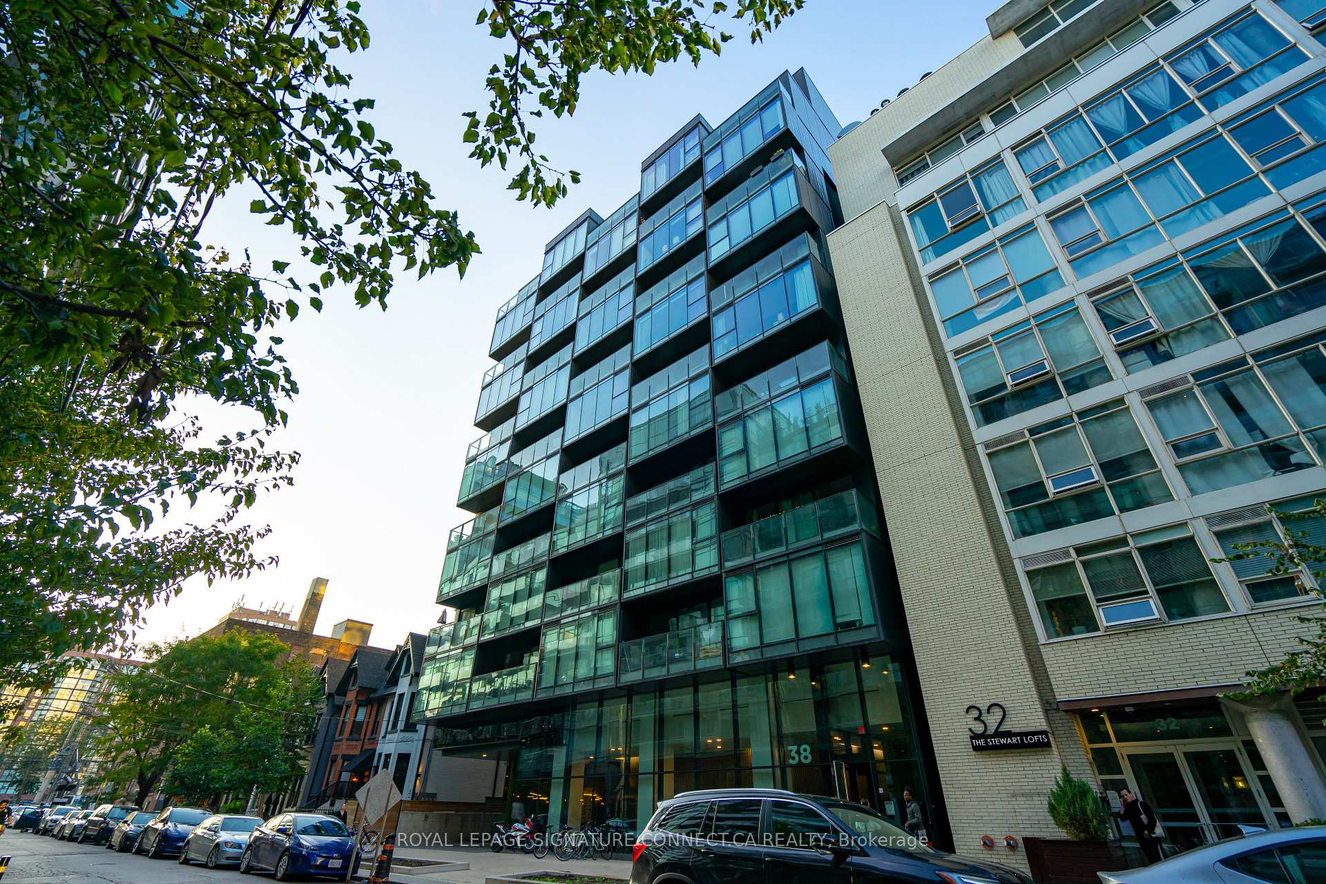 Front of Unit 409, 38 Stewart Street
