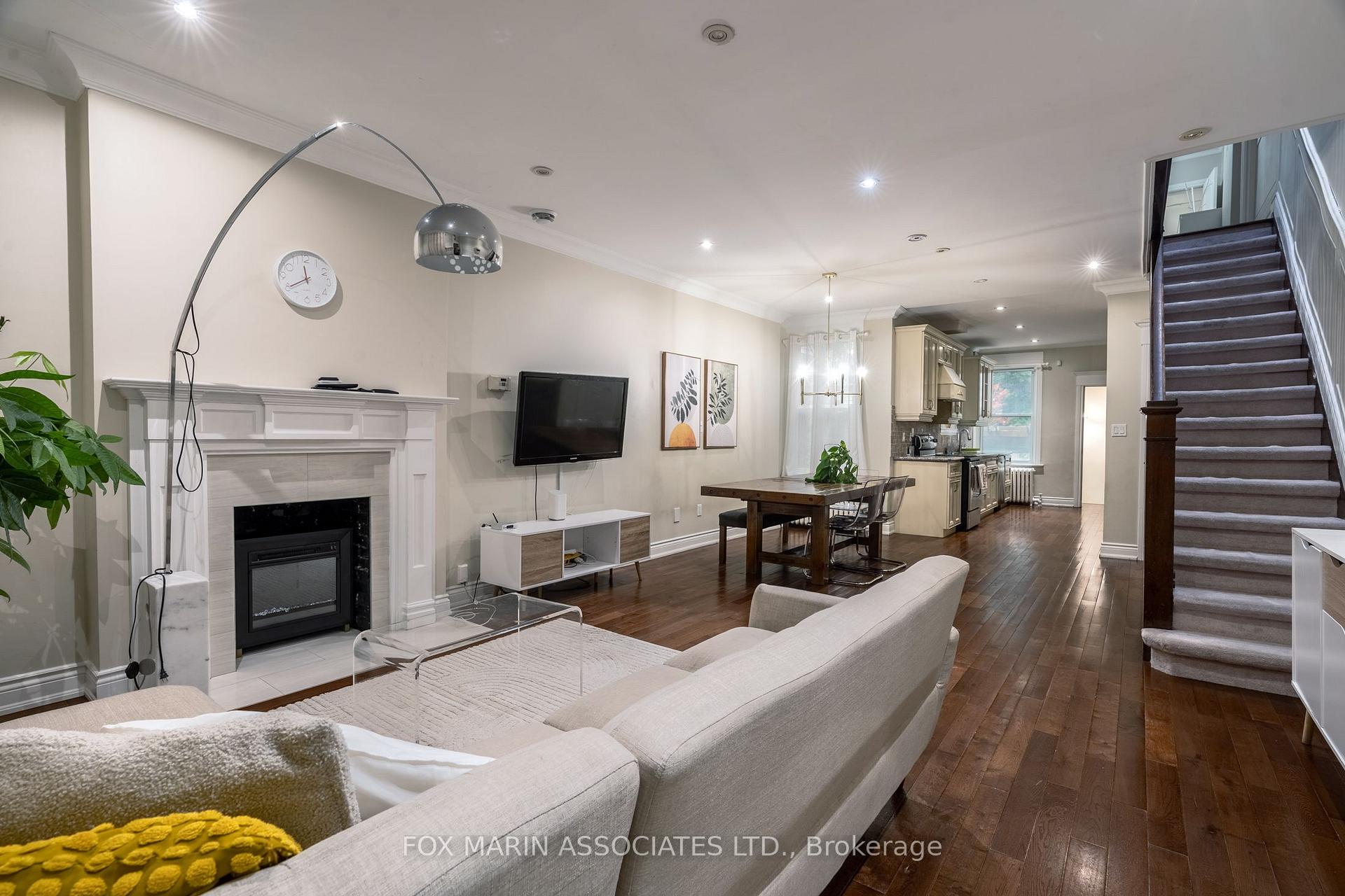 Photo 2 of 31 Browning Avenue, Toronto, Playter Estates-Danforth — HOMEH