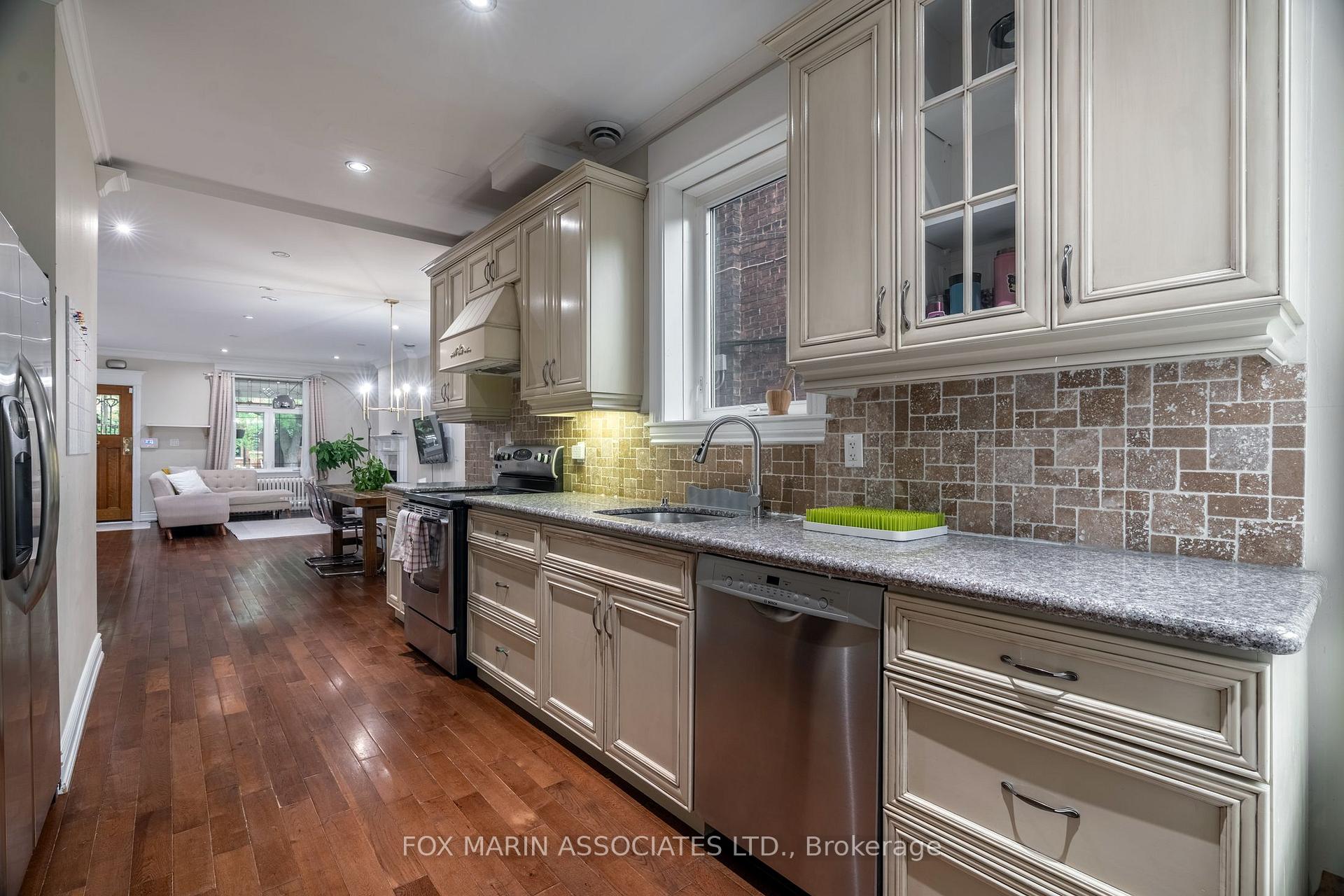 Photo 10 of 31 Browning Avenue, Toronto, Playter Estates-Danforth — HOMEH