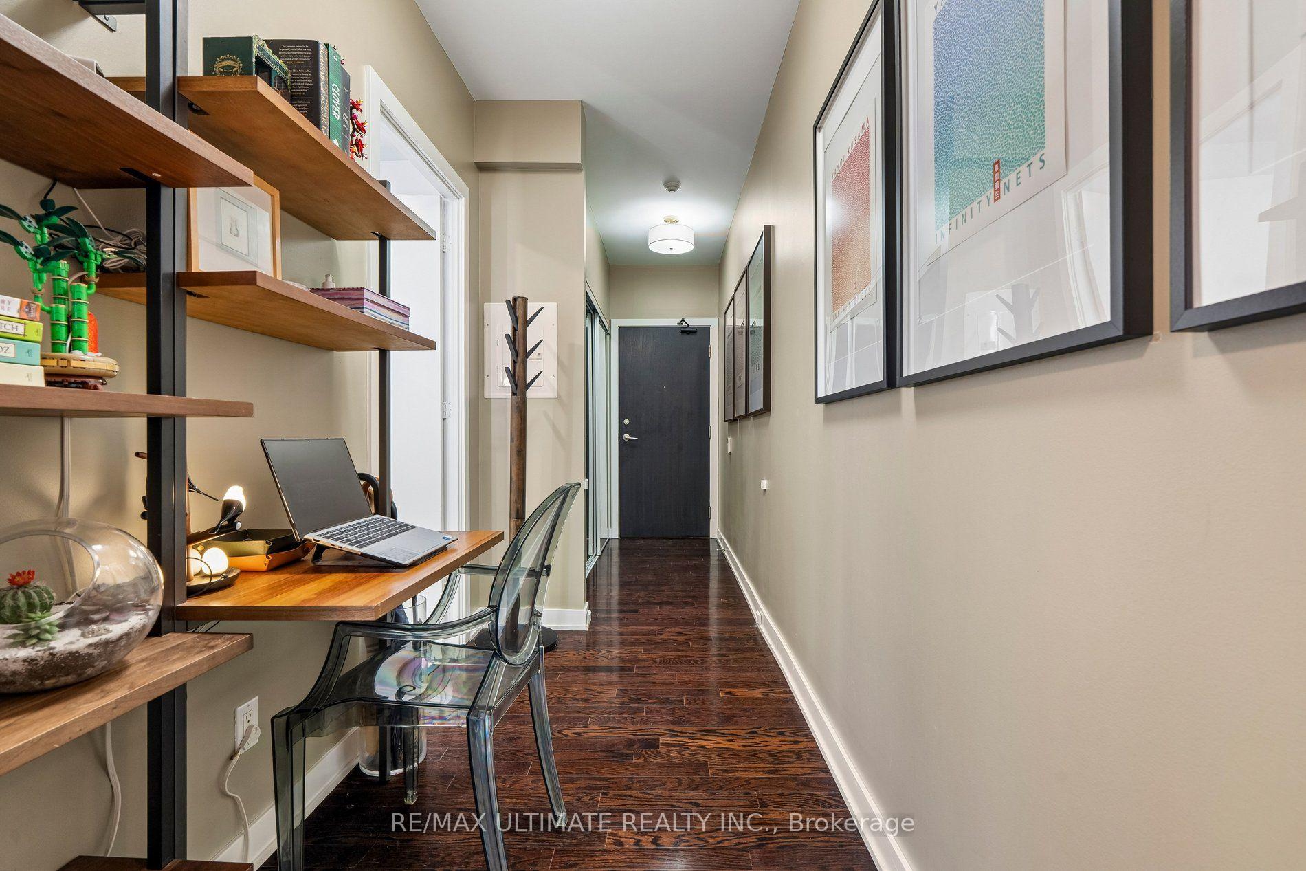 Photo 3 of Unit 905, 33 Charles Street E, Toronto, Church-Yonge Corridor — HOMEH