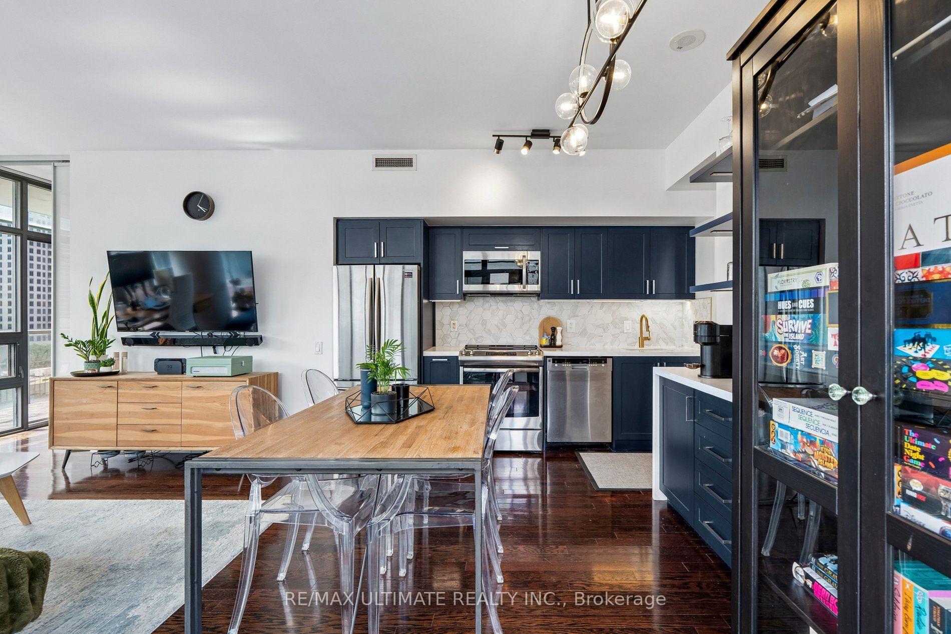 Photo 14 of Unit 905, 33 Charles Street E, Toronto, Church-Yonge Corridor — HOMEH