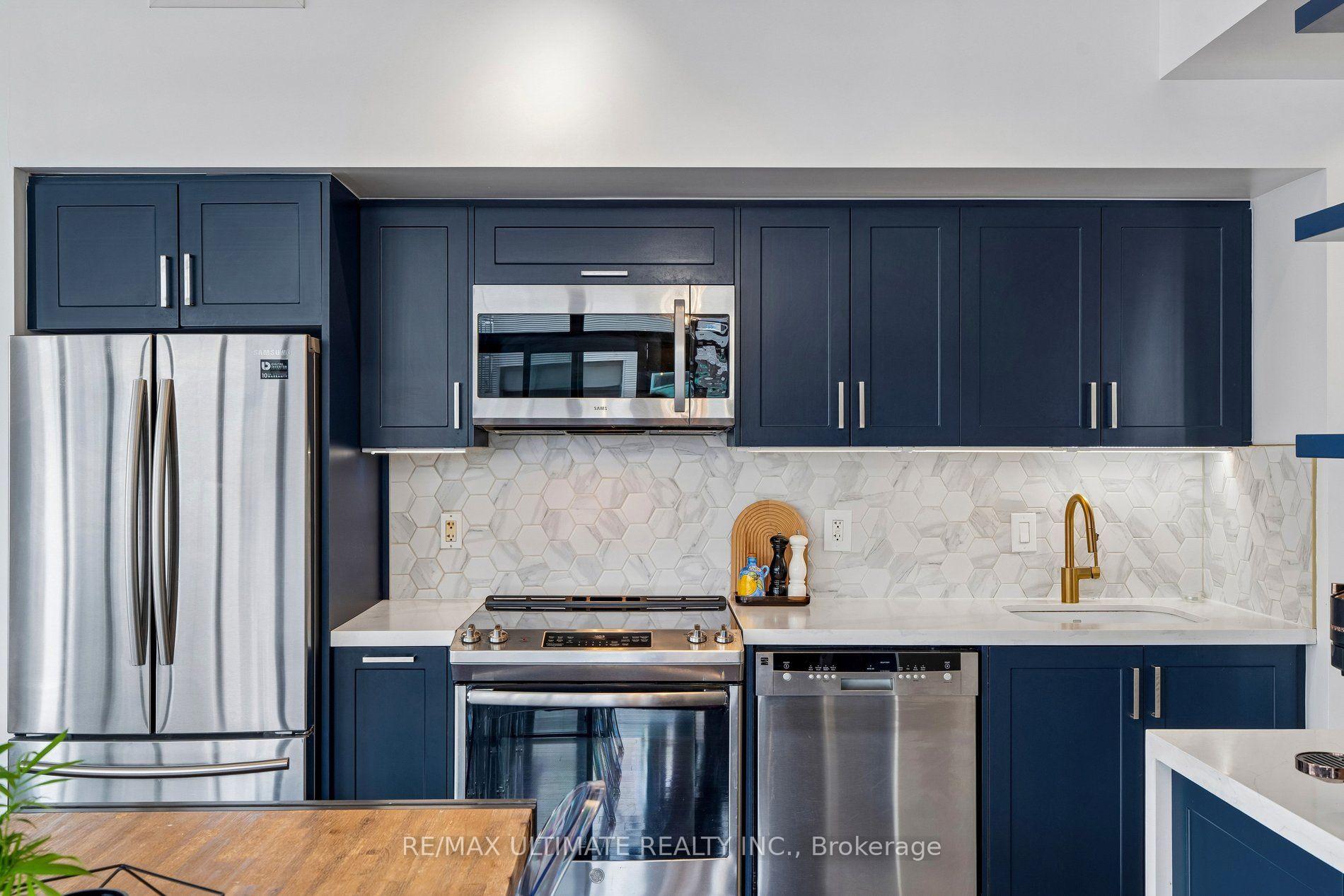 Photo 15 of Unit 905, 33 Charles Street E, Toronto, Church-Yonge Corridor — HOMEH