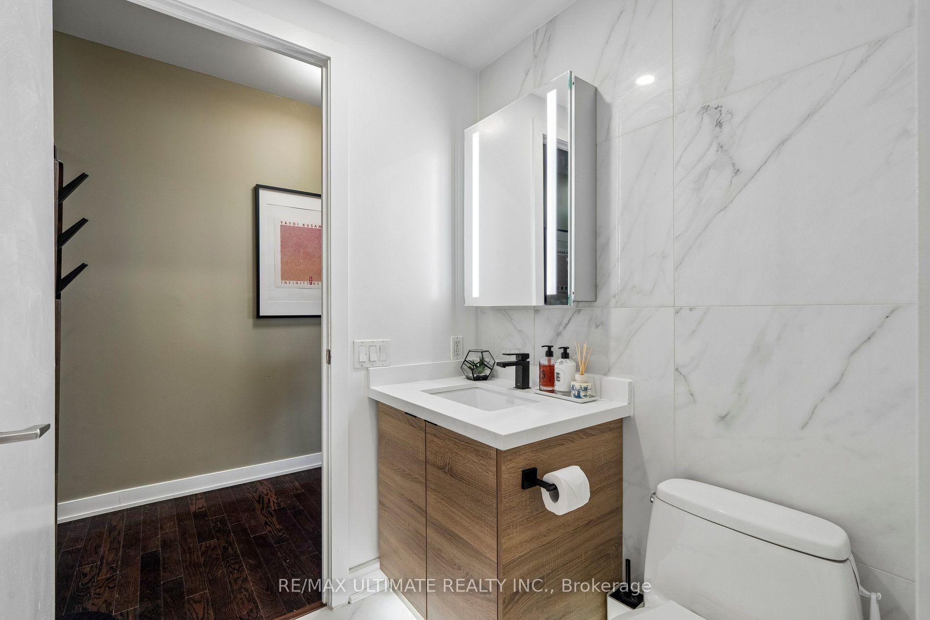 Photo 28 of Unit 905, 33 Charles Street E, Toronto, Church-Yonge Corridor — HOMEH