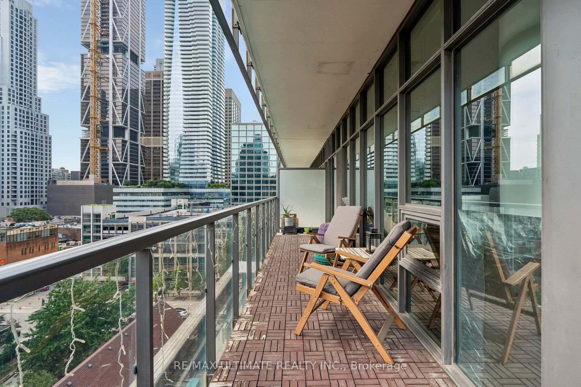 Photo 33 of Unit 905, 33 Charles Street E, Toronto, Church-Yonge Corridor — HOMEH
