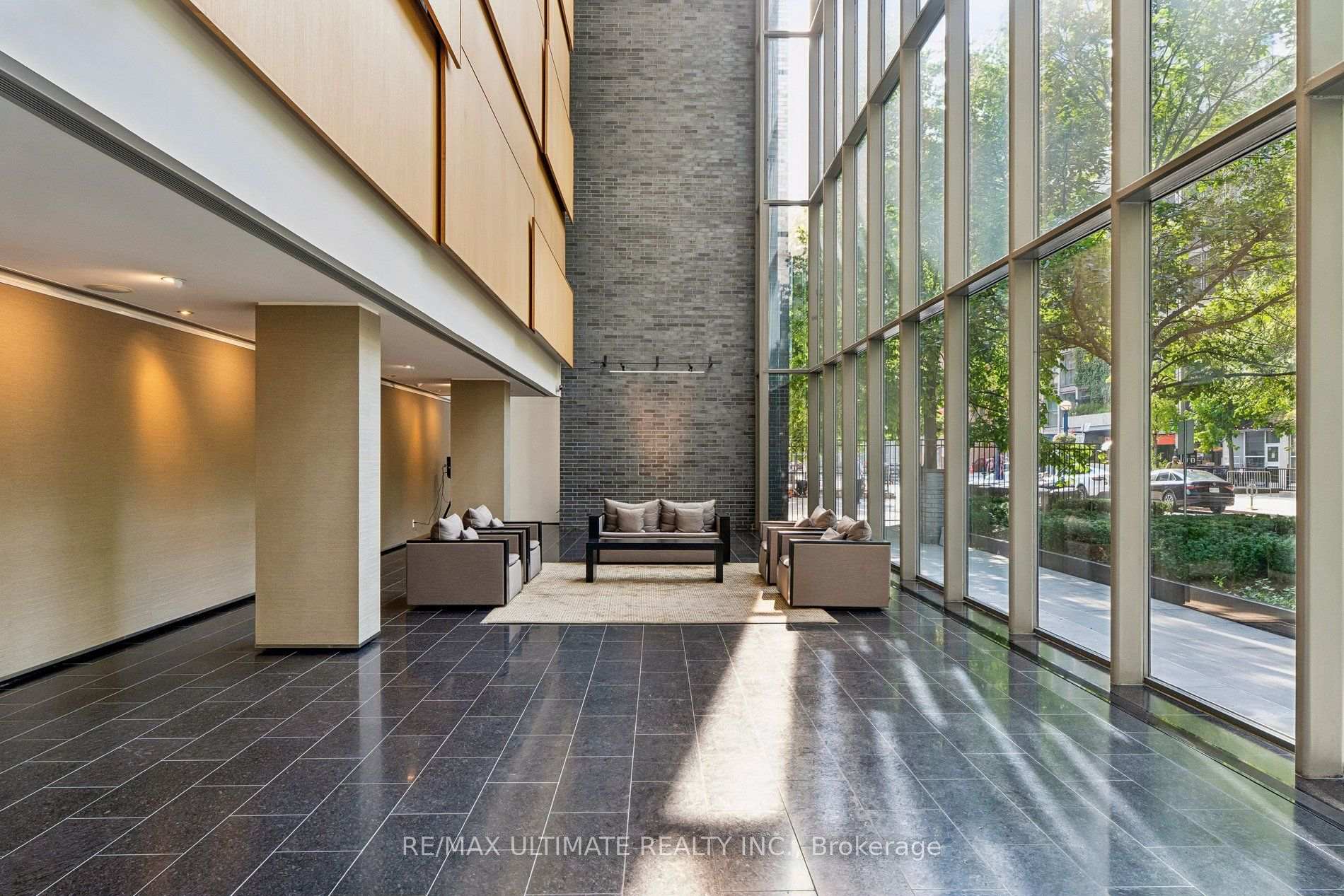 Photo 46 of Unit 905, 33 Charles Street E, Toronto, Church-Yonge Corridor — HOMEH