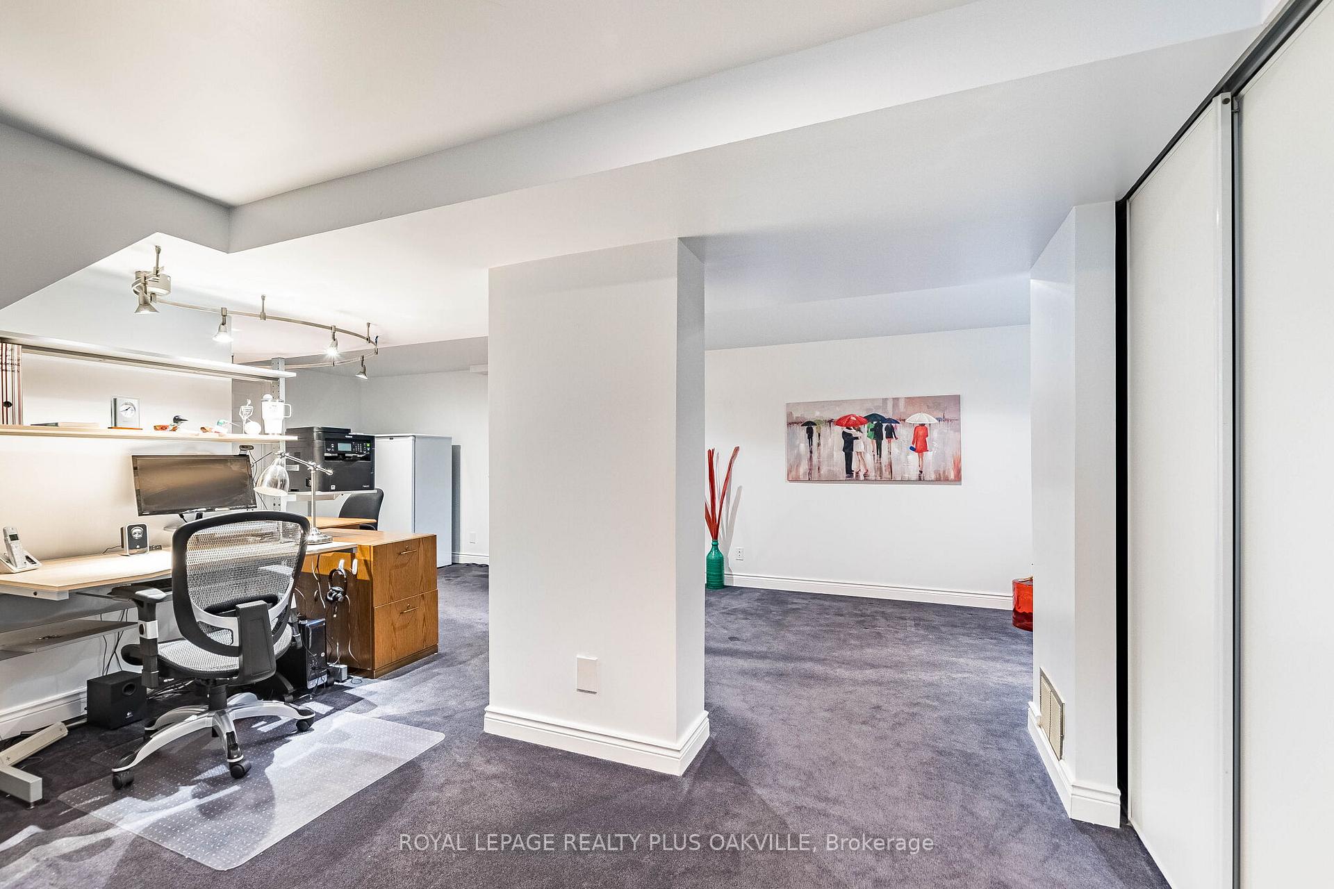 Photo 31 of 394 Maidstone Crescent, Oakville, Glen Abbey — HOMEH