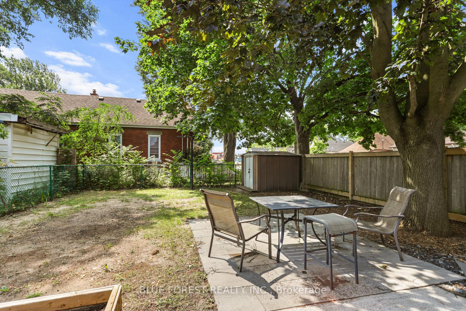 Photo 44 of 25 Major Street, London, East M — HOMEH