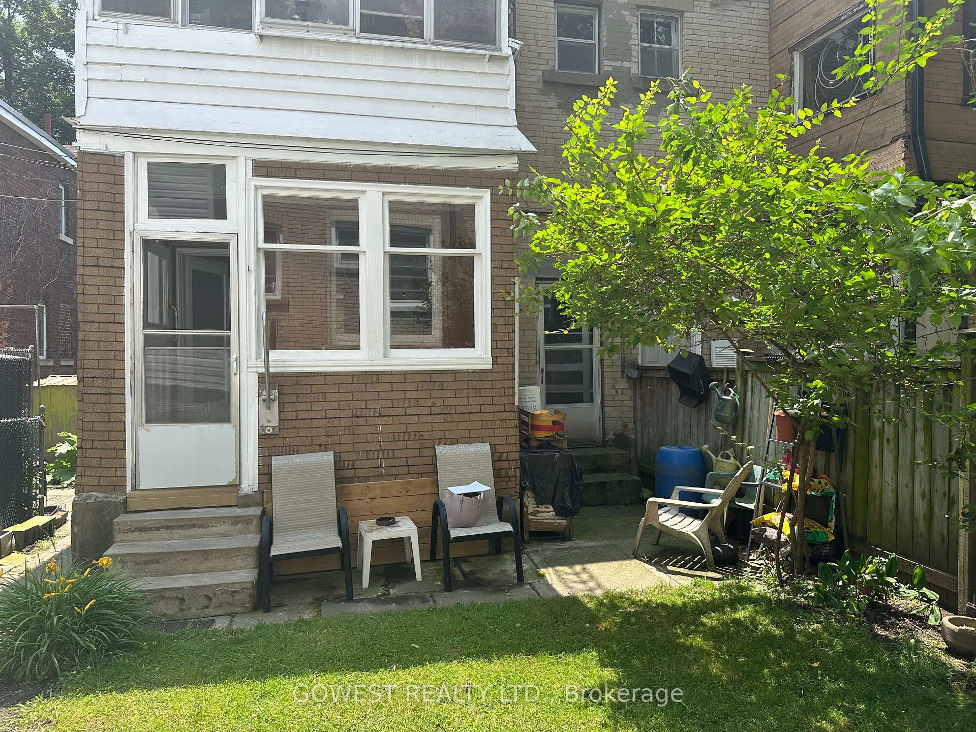 Photo 6 of 30 Grenadier Road, Toronto, Roncesvalles — HOMEH