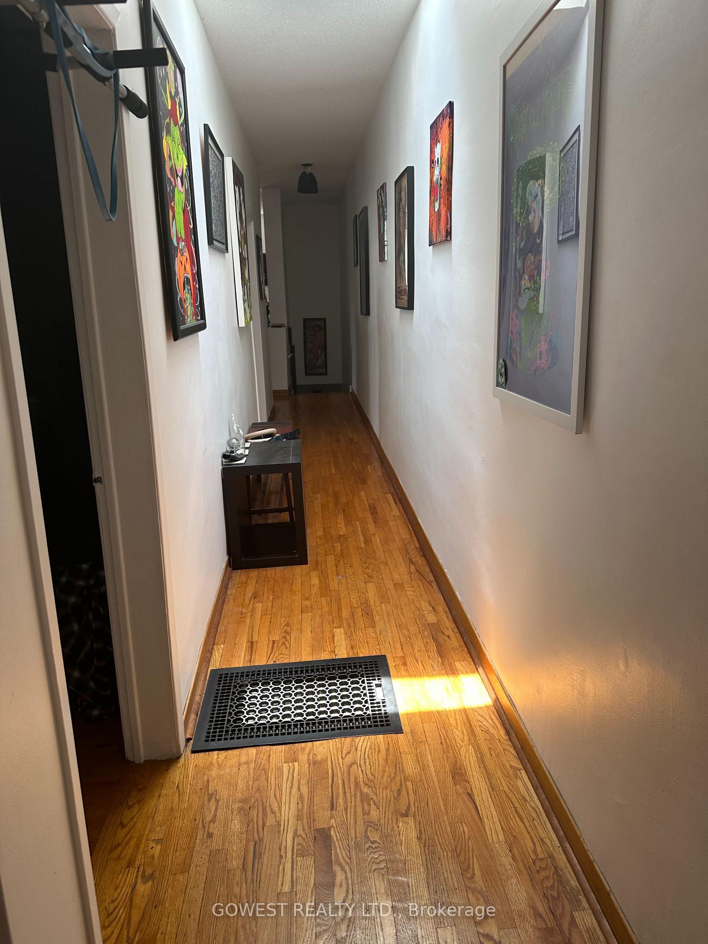Photo 7 of 30 Grenadier Road, Toronto, Roncesvalles — HOMEH