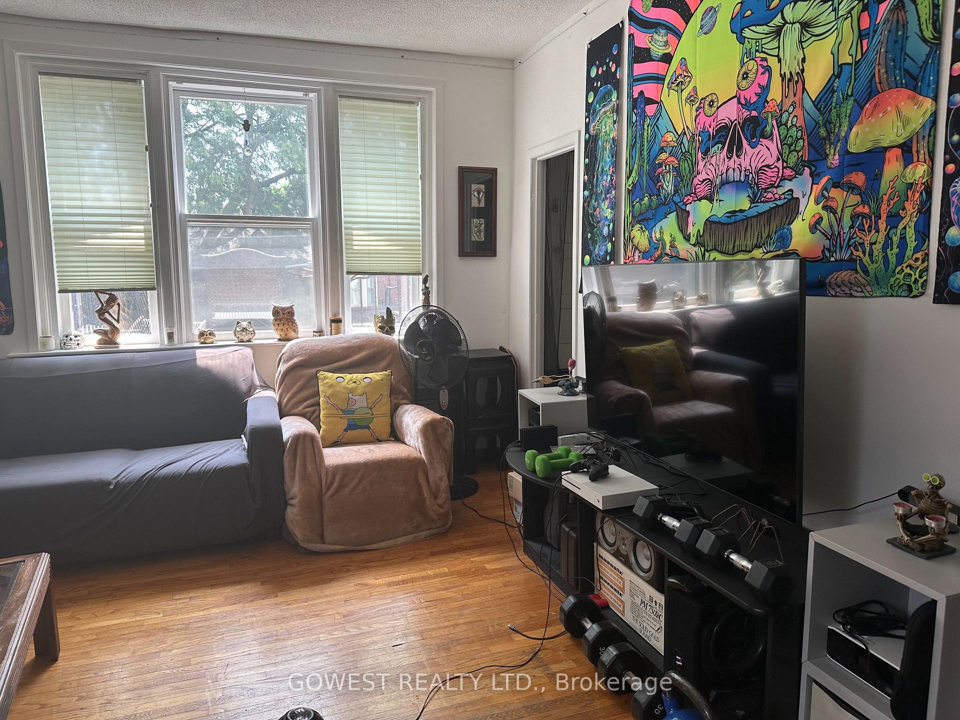Photo 8 of 30 Grenadier Road, Toronto, Roncesvalles — HOMEH