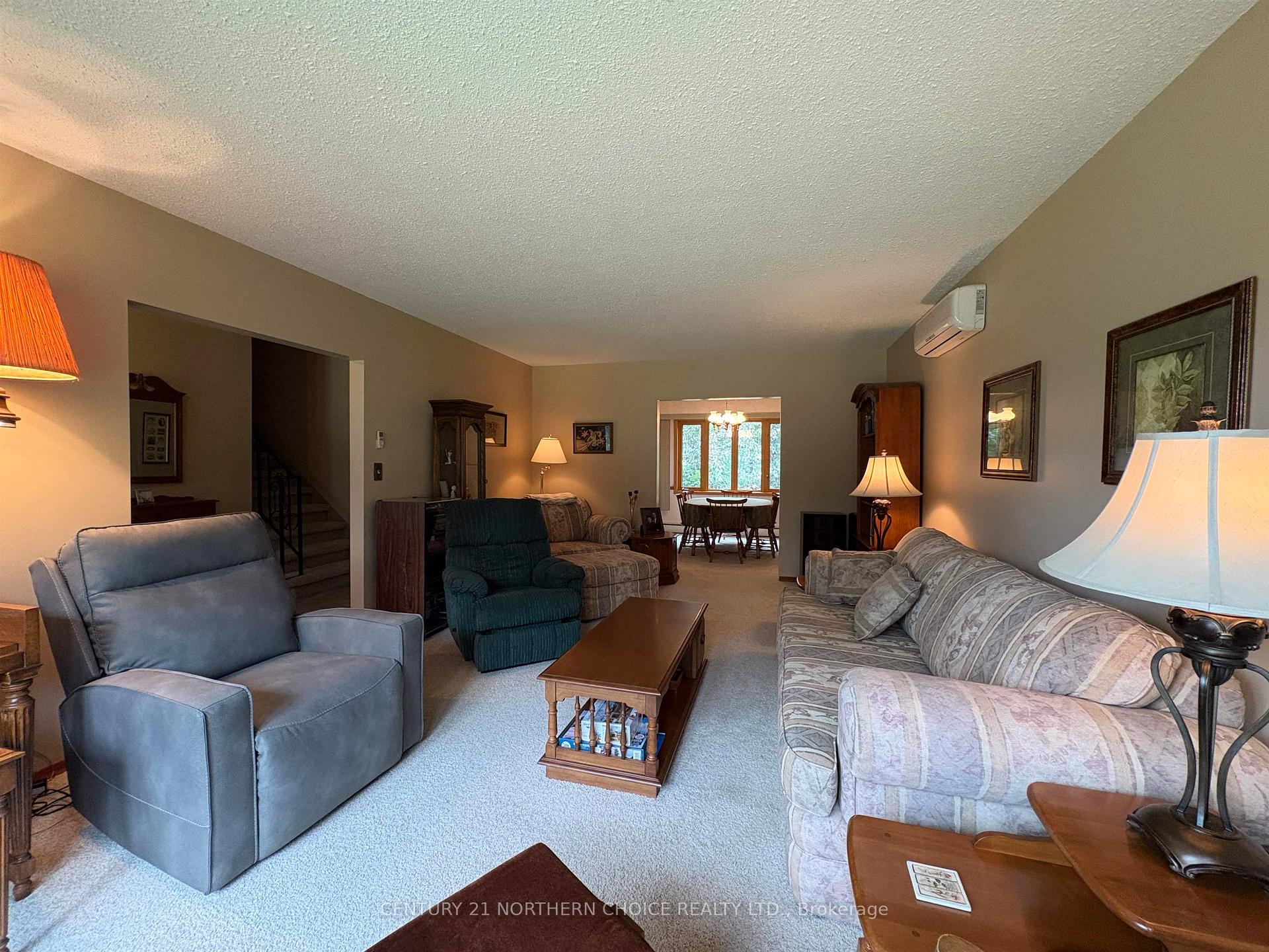 Photo 9 of 952 Russell Byway, Fort Frances — HOMEH
