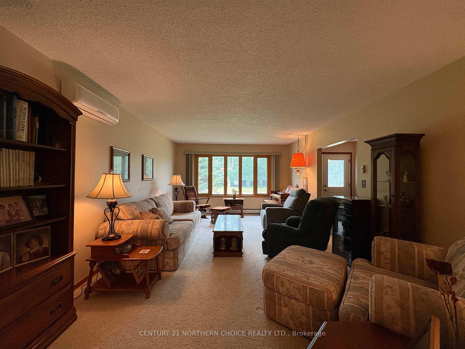 Photo 10 of 952 Russell Byway, Fort Frances — HOMEH