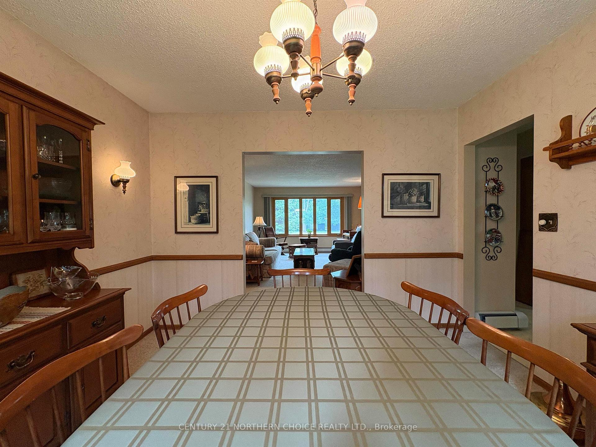 Photo 11 of 952 Russell Byway, Fort Frances — HOMEH