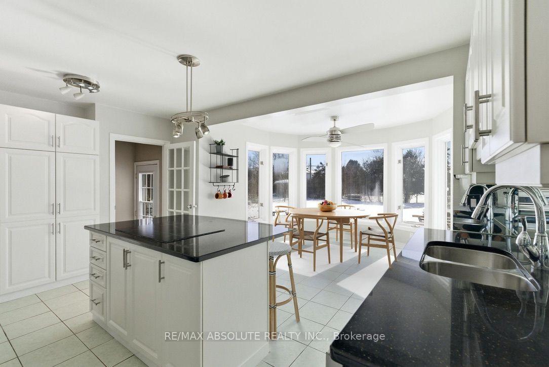 Photo 7 of 10 Elma Street, Ottawa, Blossom Park/Kemp Park/Findlay Creek — HOMEH