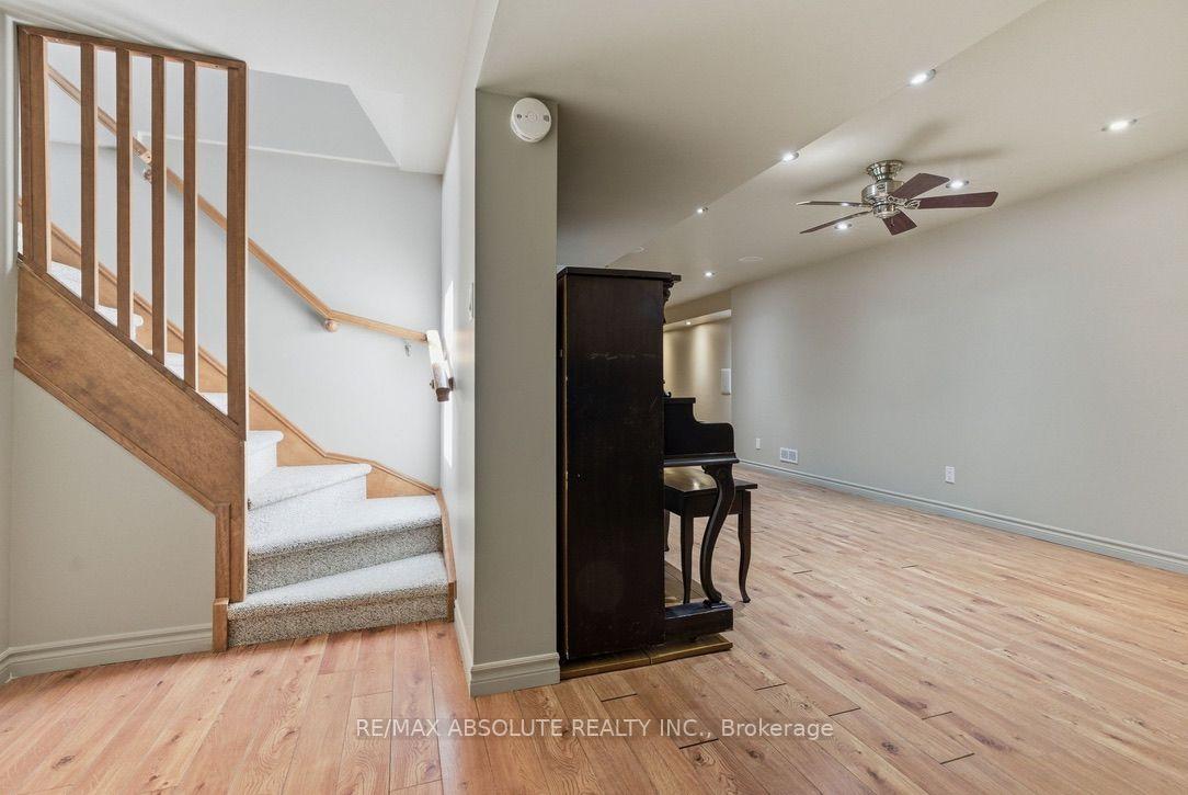 Photo 12 of 10 Elma Street, Ottawa, Blossom Park/Kemp Park/Findlay Creek — HOMEH