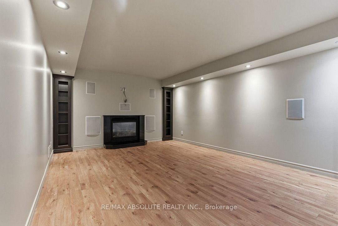 Photo 14 of 10 Elma Street, Ottawa, Blossom Park/Kemp Park/Findlay Creek — HOMEH