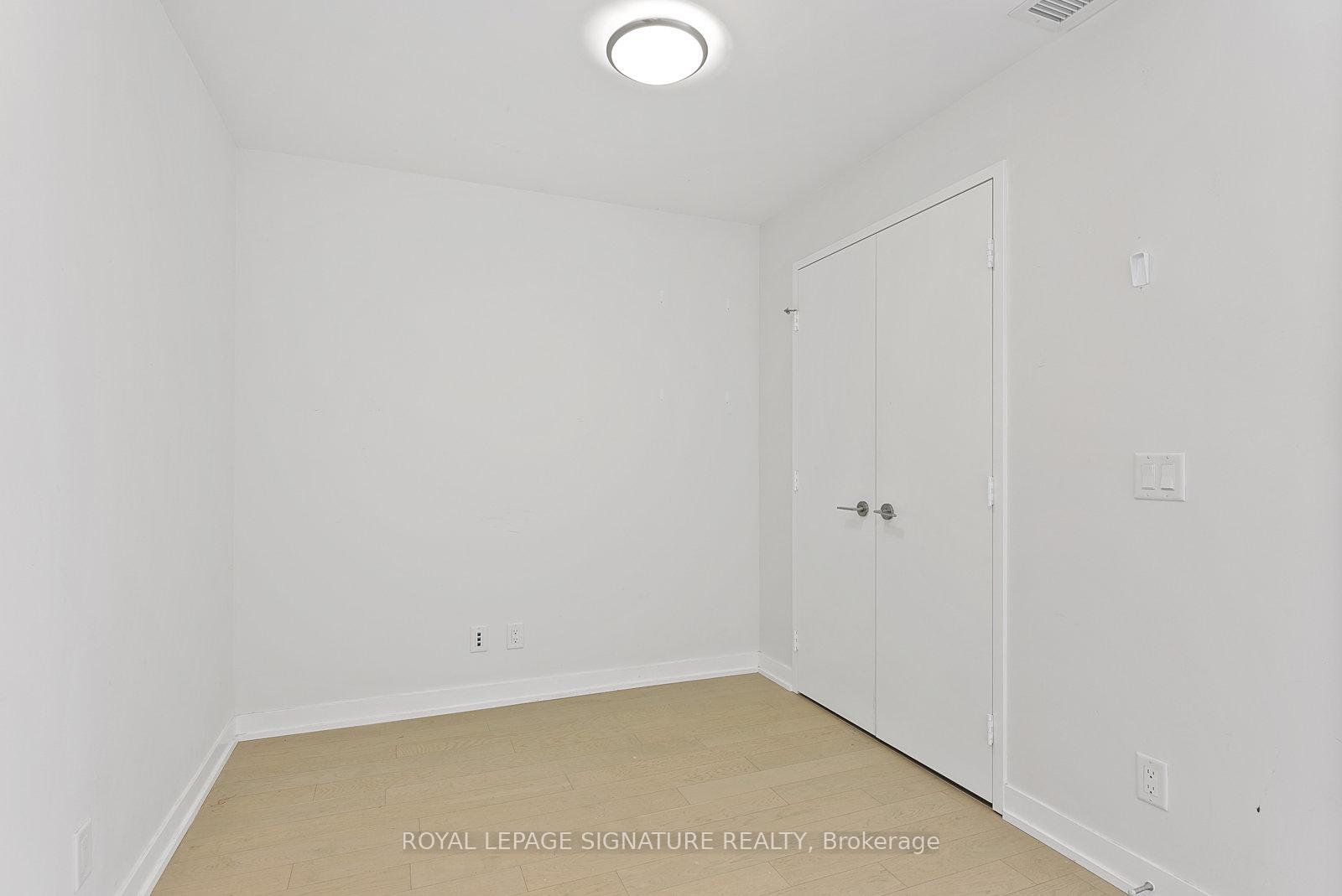 Photo 4 of Unit S308, 120 Bayview Avenue, Toronto, Waterfront Communities — HOMEH