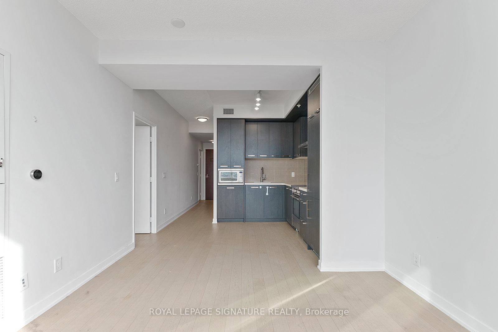 Photo 14 of Unit S308, 120 Bayview Avenue, Toronto, Waterfront Communities — HOMEH