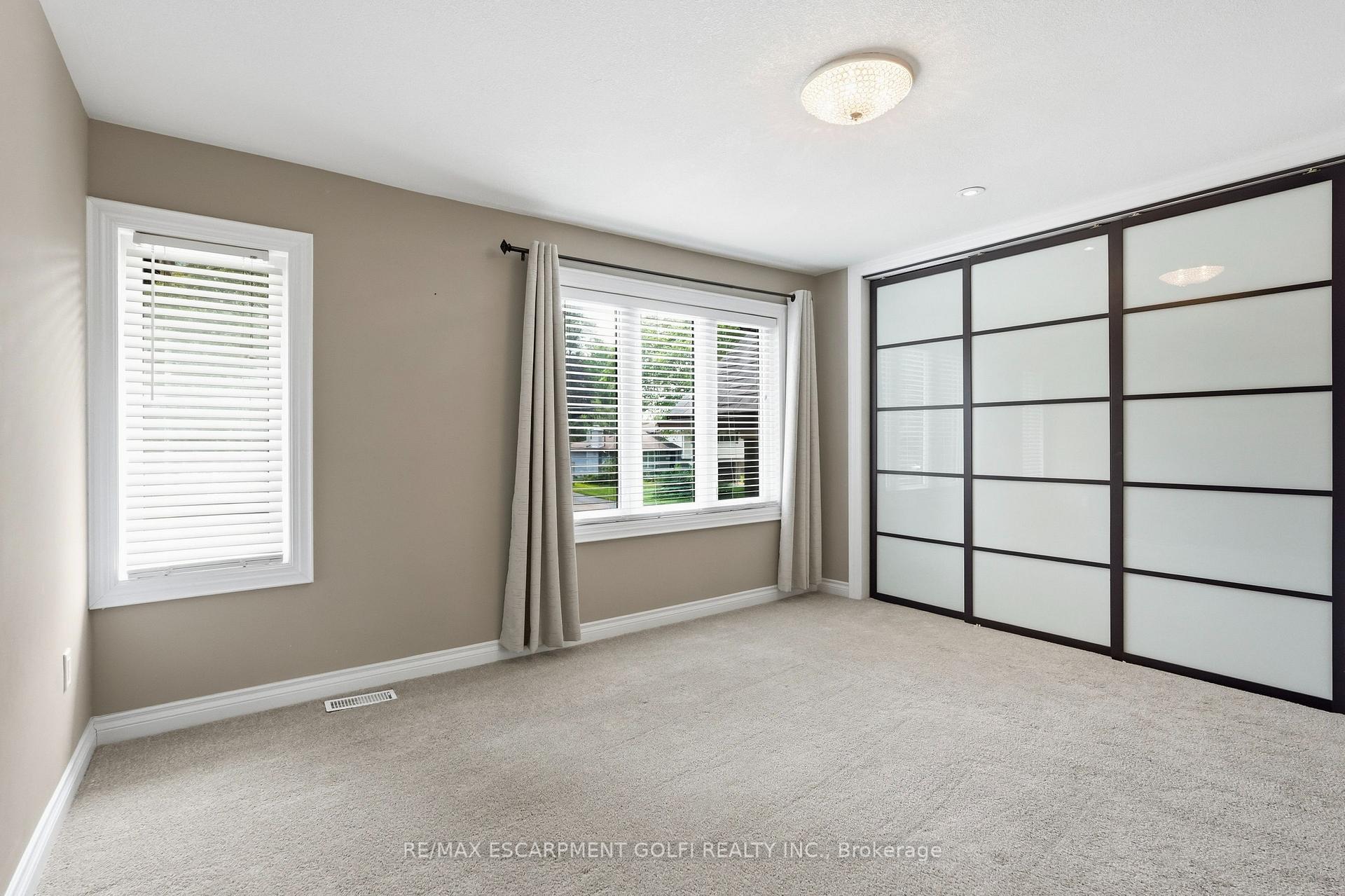Photo 28 of 332 Woodworth Drive W, Hamilton, Ancaster — HOMEH