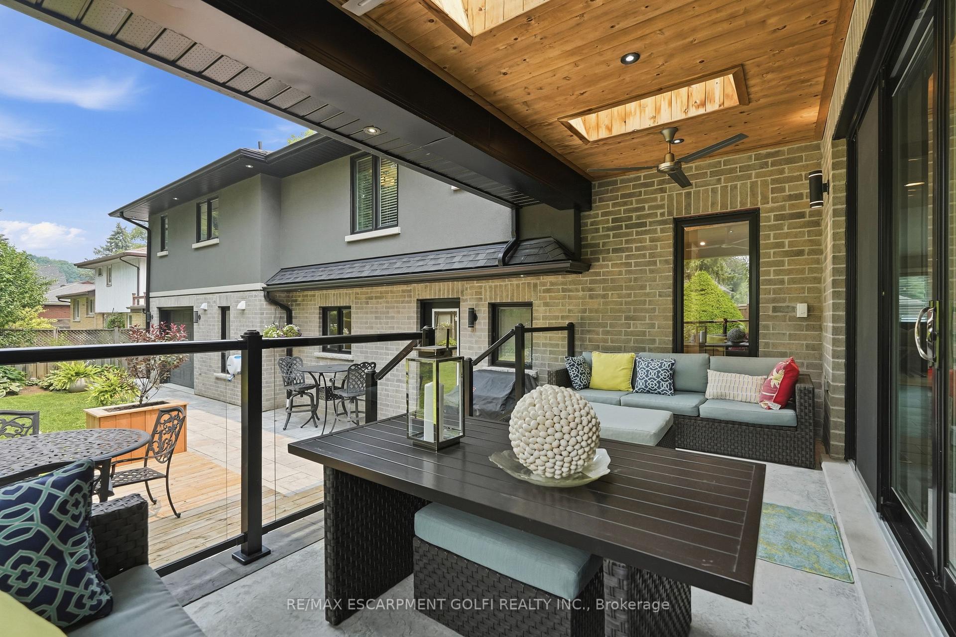 Photo 37 of 332 Woodworth Drive W, Hamilton, Ancaster — HOMEH