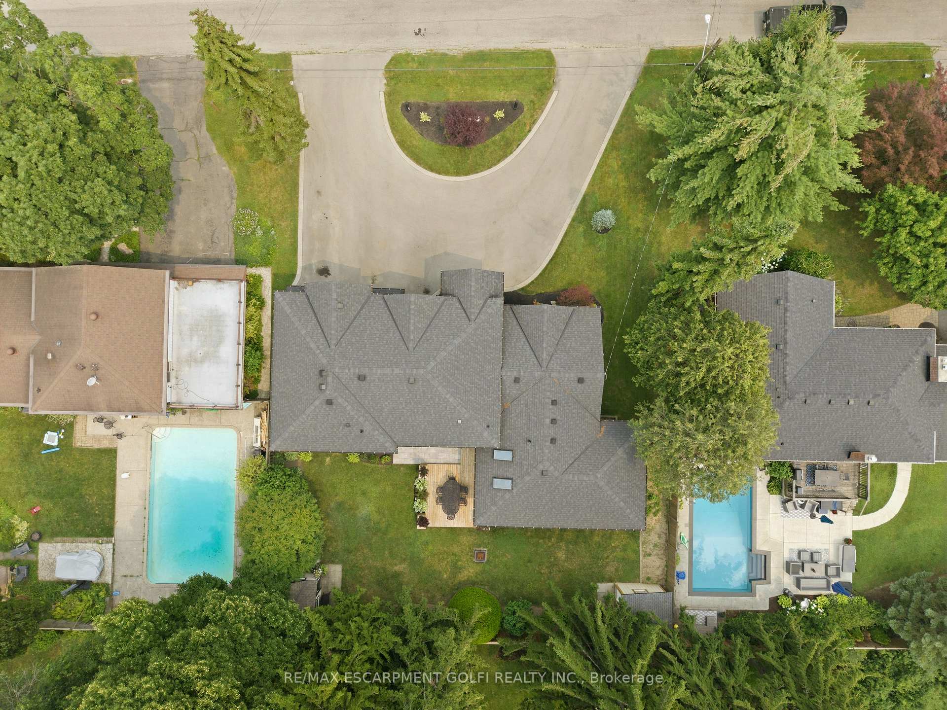 Photo 44 of 332 Woodworth Drive W, Hamilton, Ancaster — HOMEH