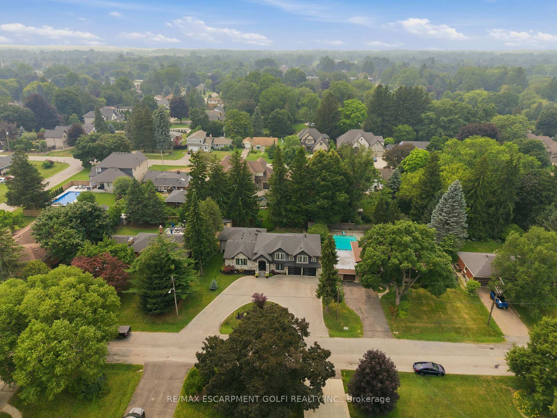 Photo 45 of 332 Woodworth Drive W, Hamilton, Ancaster — HOMEH