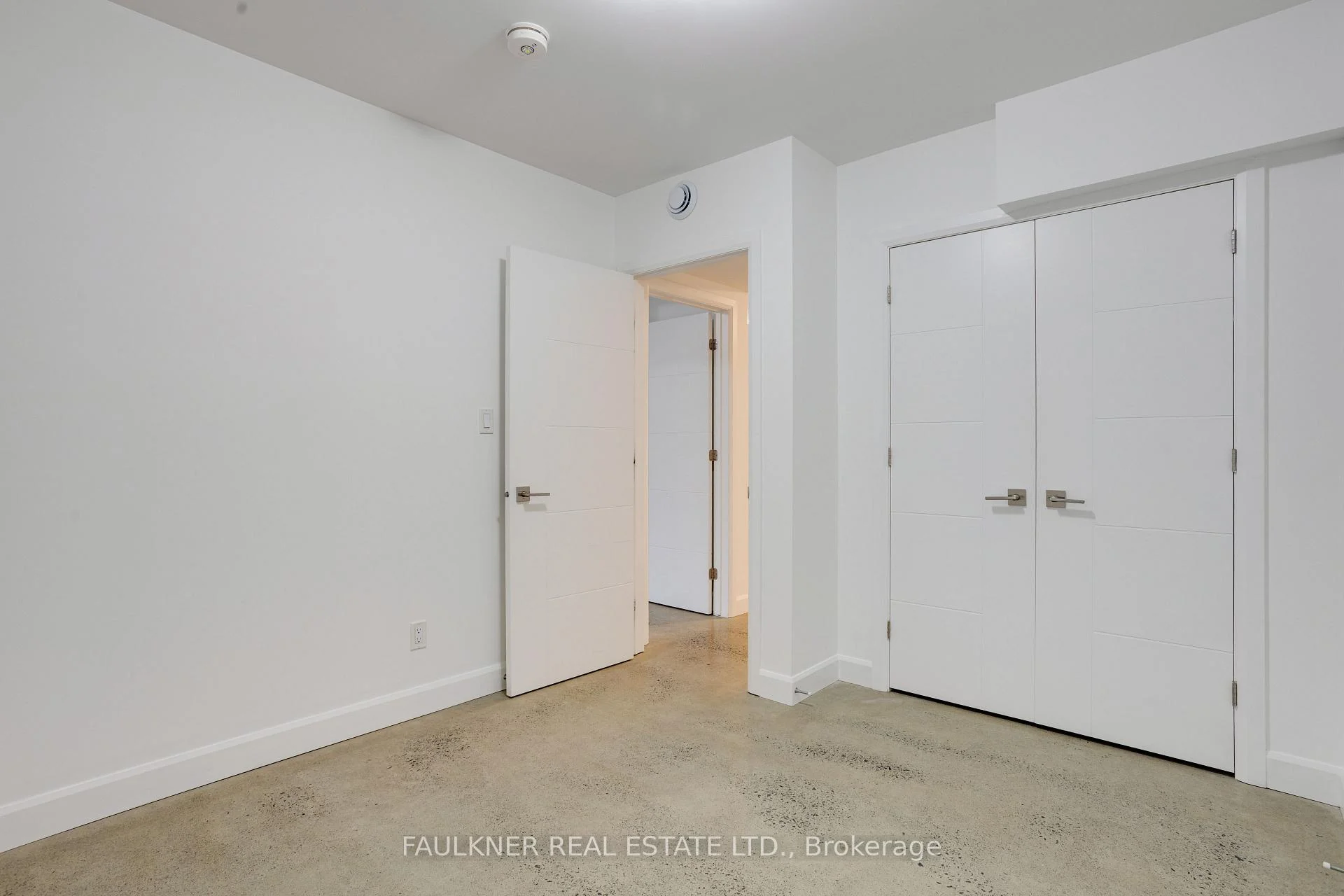 Photo 23 of Unit B, 143 Columbus Avenue, Ottawa, Overbrook/Castle Heights — HOMEH