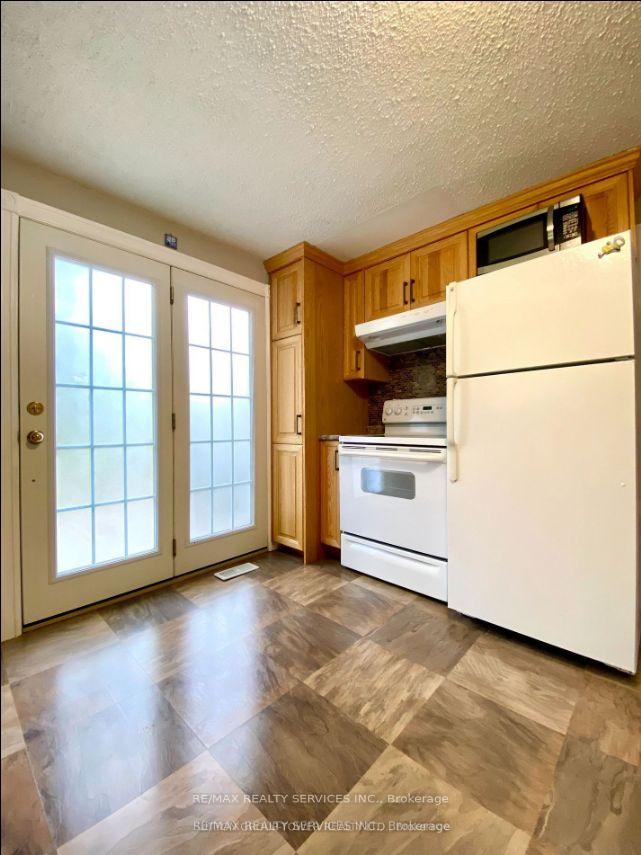 Photo 8 of 4870 mapleview Crescent, Port Colborne, Sherkston — HOMEH