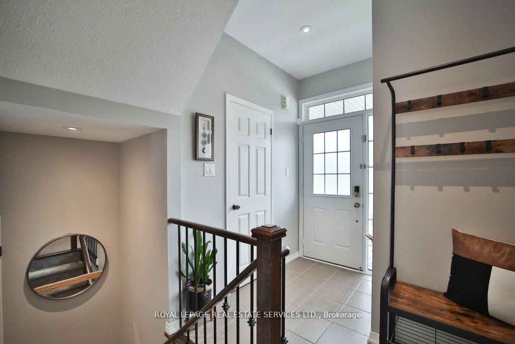 Photo 7 of 15 Mcallistar Drive, Hamilton, Binbrook — HOMEH