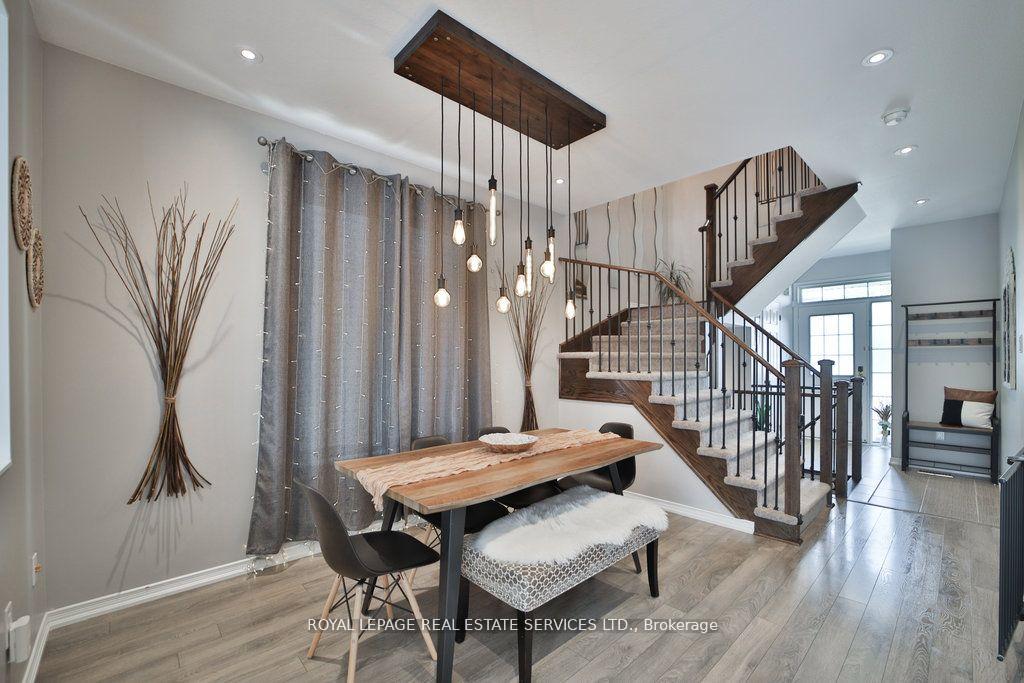 Photo 10 of 15 Mcallistar Drive, Hamilton, Binbrook — HOMEH