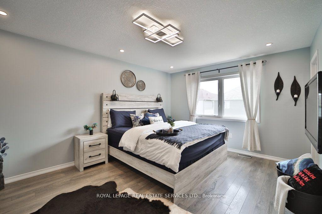 Photo 22 of 15 Mcallistar Drive, Hamilton, Binbrook — HOMEH