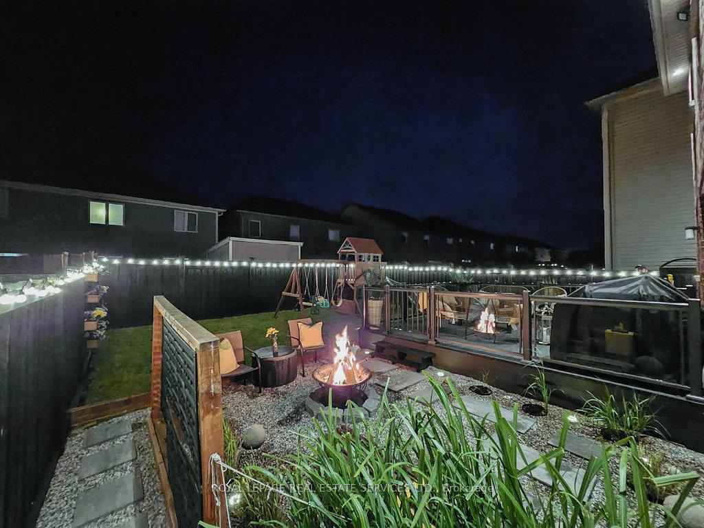 Photo 43 of 15 Mcallistar Drive, Hamilton, Binbrook — HOMEH
